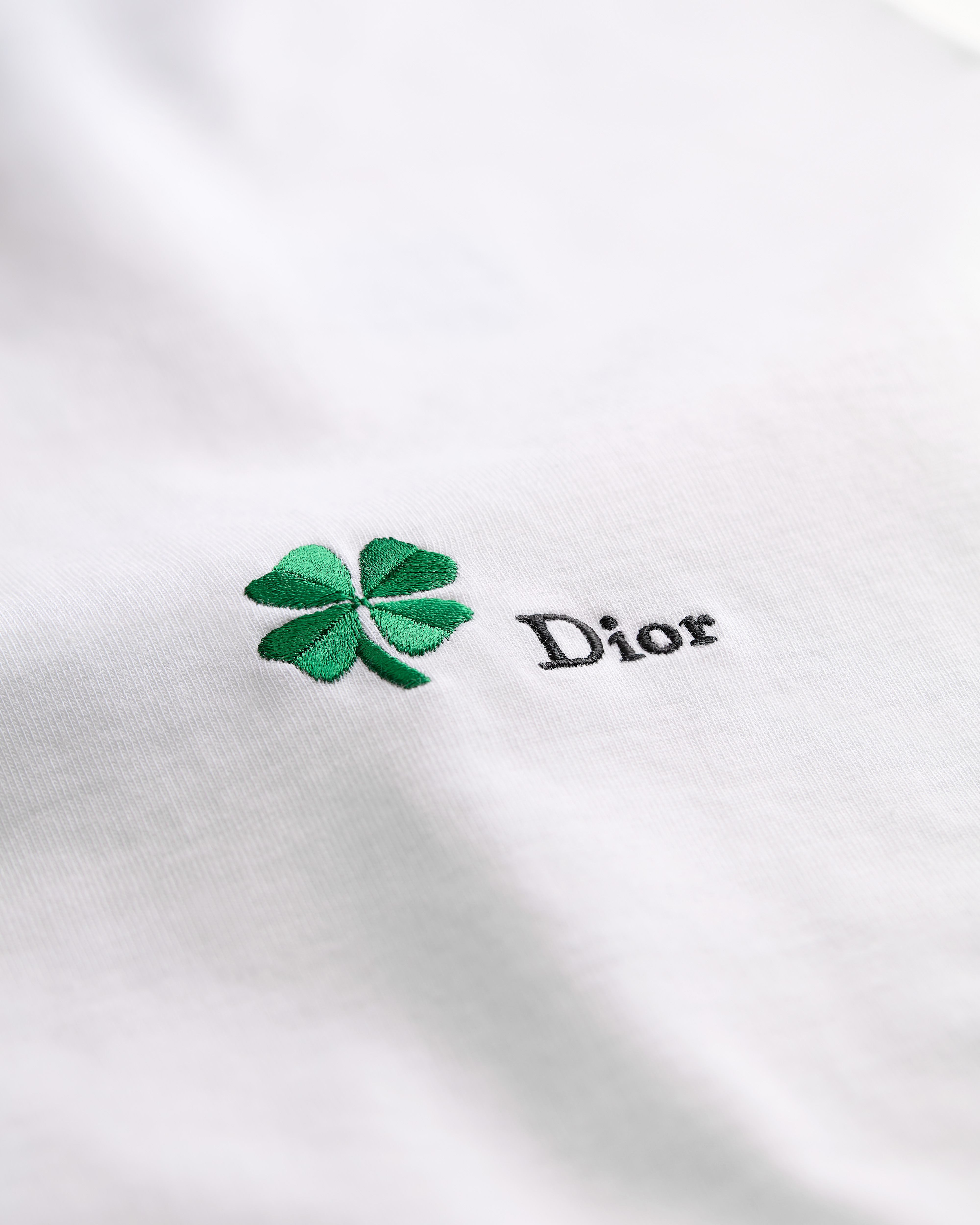 T-shirt à broderie Dior Clover, coupe relax Jersey de coton blanc E09