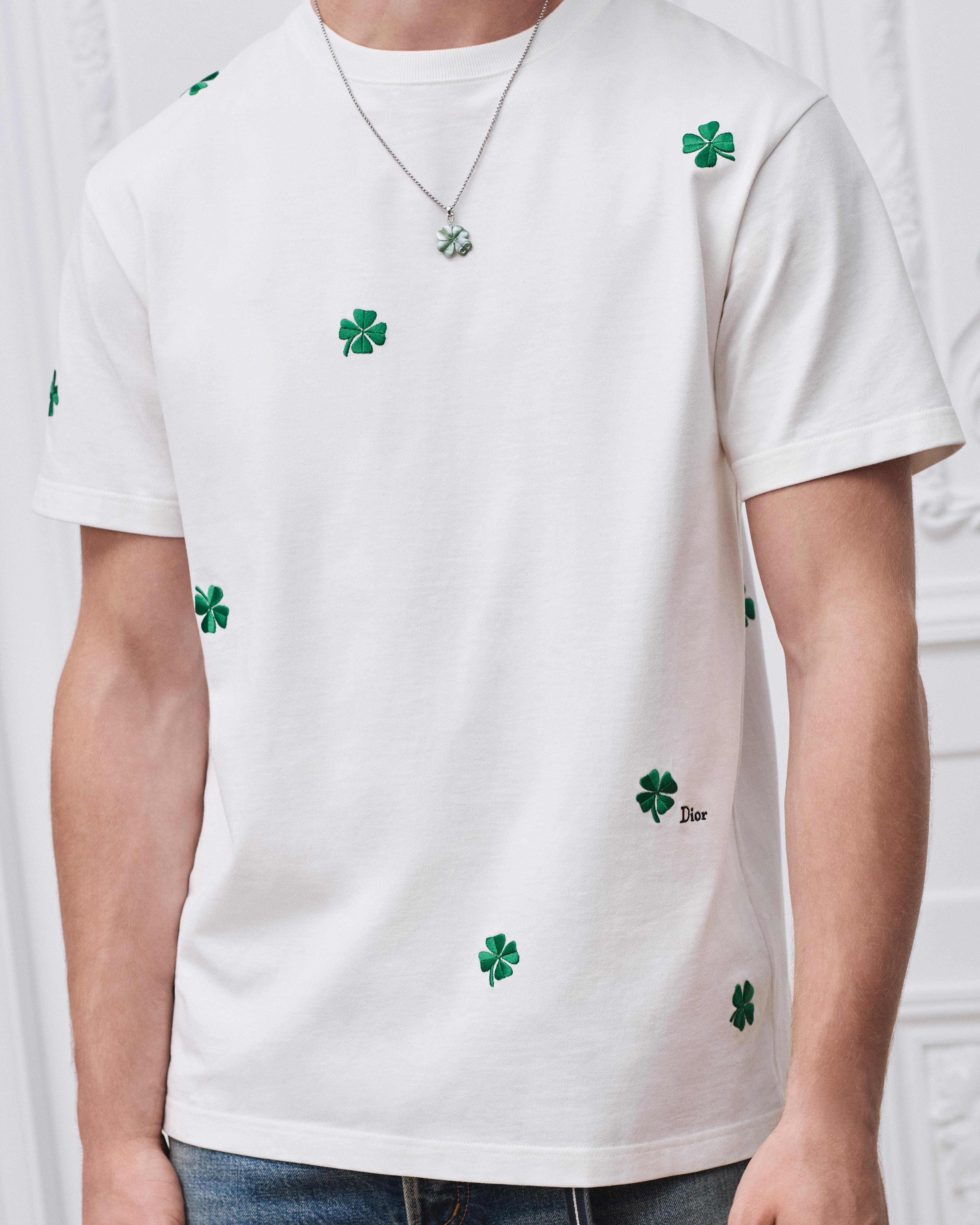T-shirt à broderie Dior Clover, coupe relax Jersey de coton blanc E14