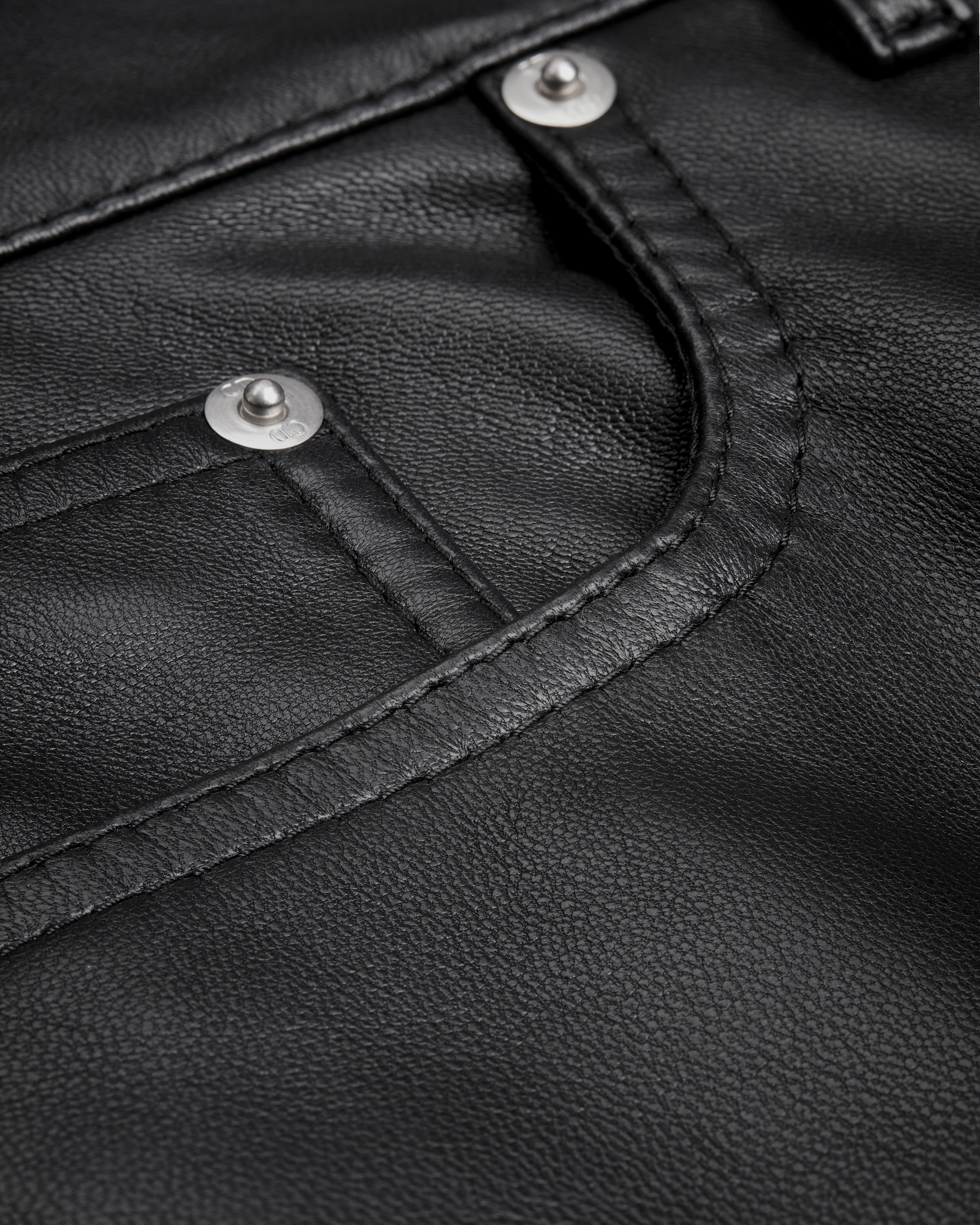 Bootcut-Hose Lammleder in Schwarz E10