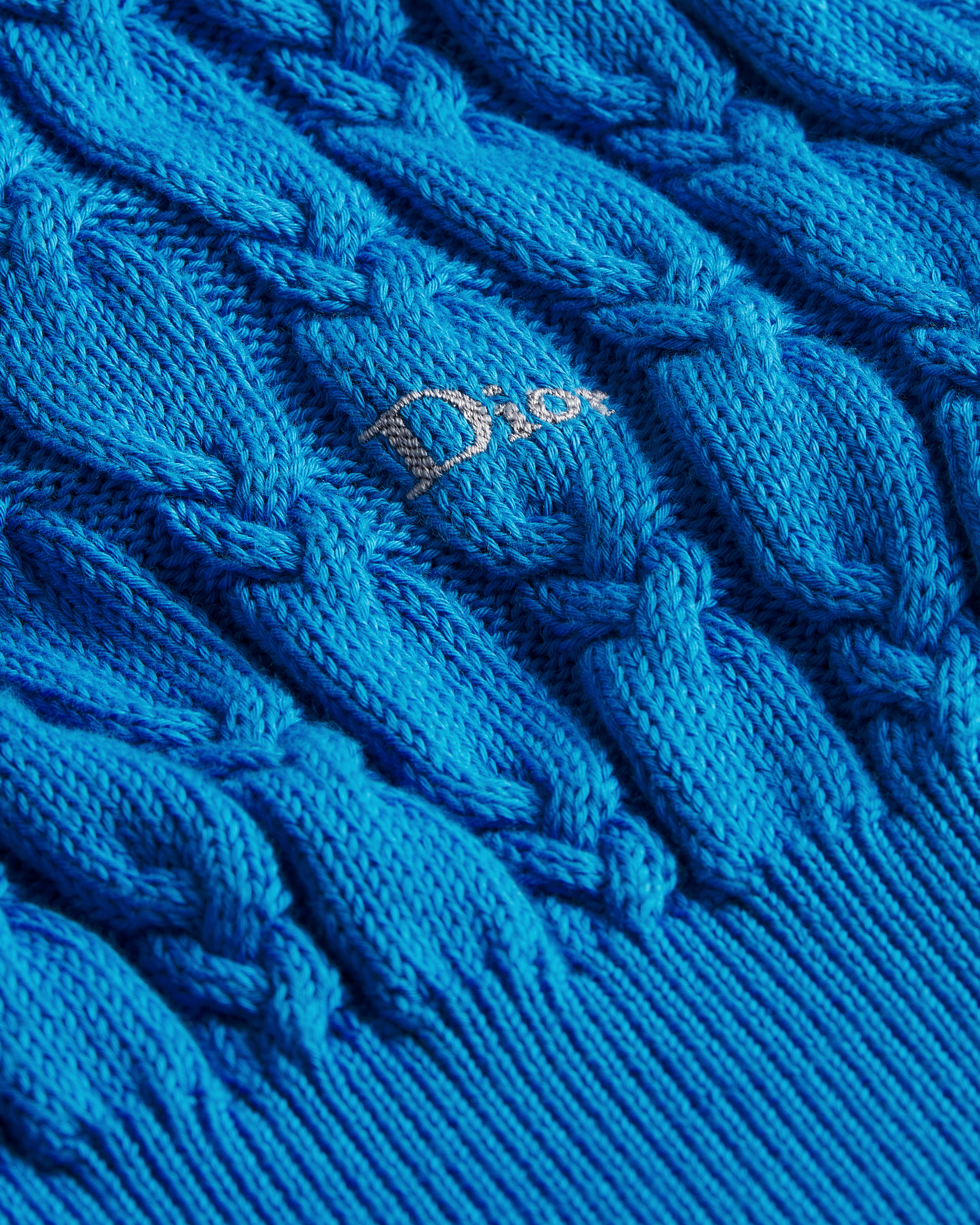 Kabelgebreide trui Gebreid van blauw katoen E09