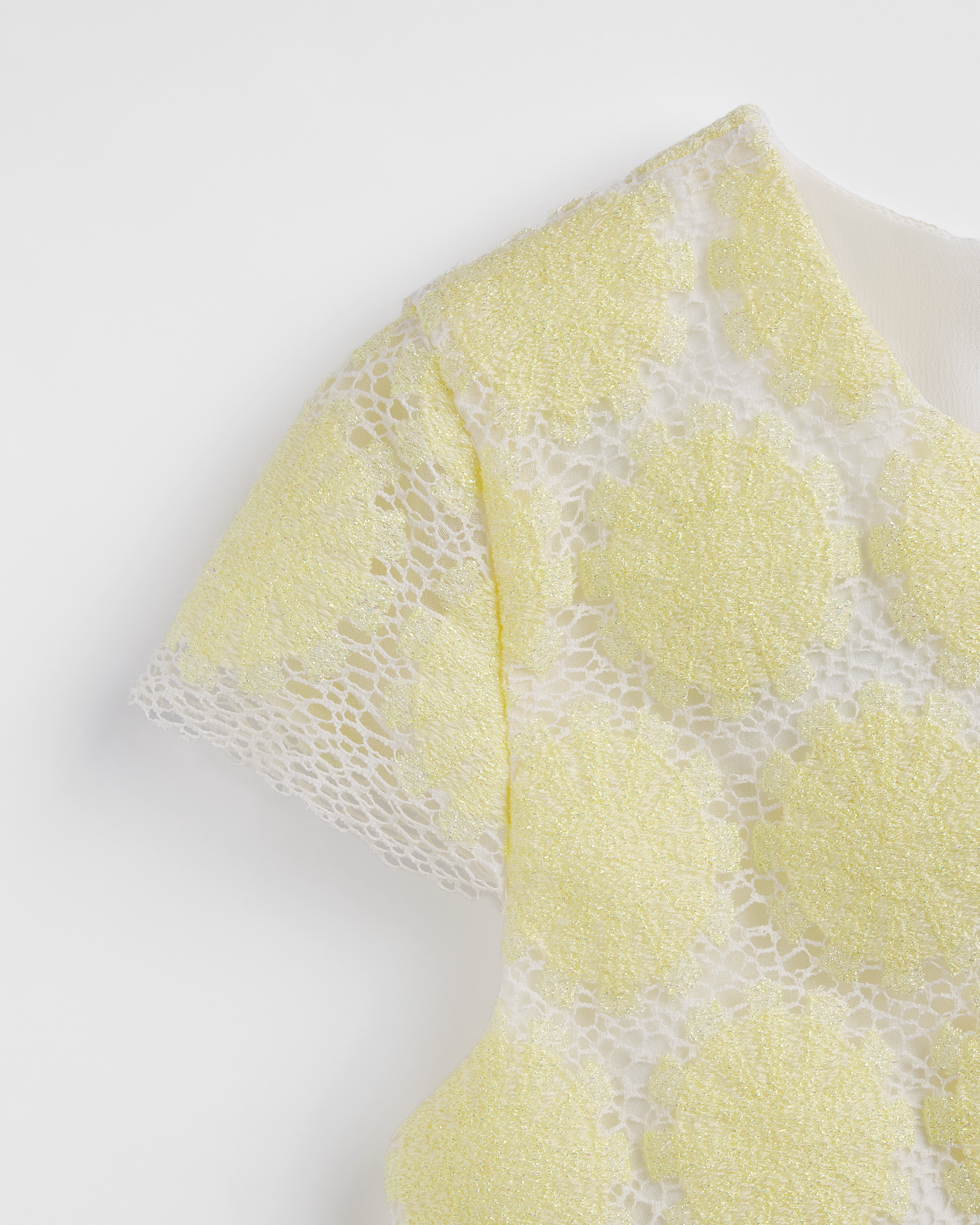 Vestido evasé infantil Encaje en marfil y amarillo pálido con lentejuelas E10