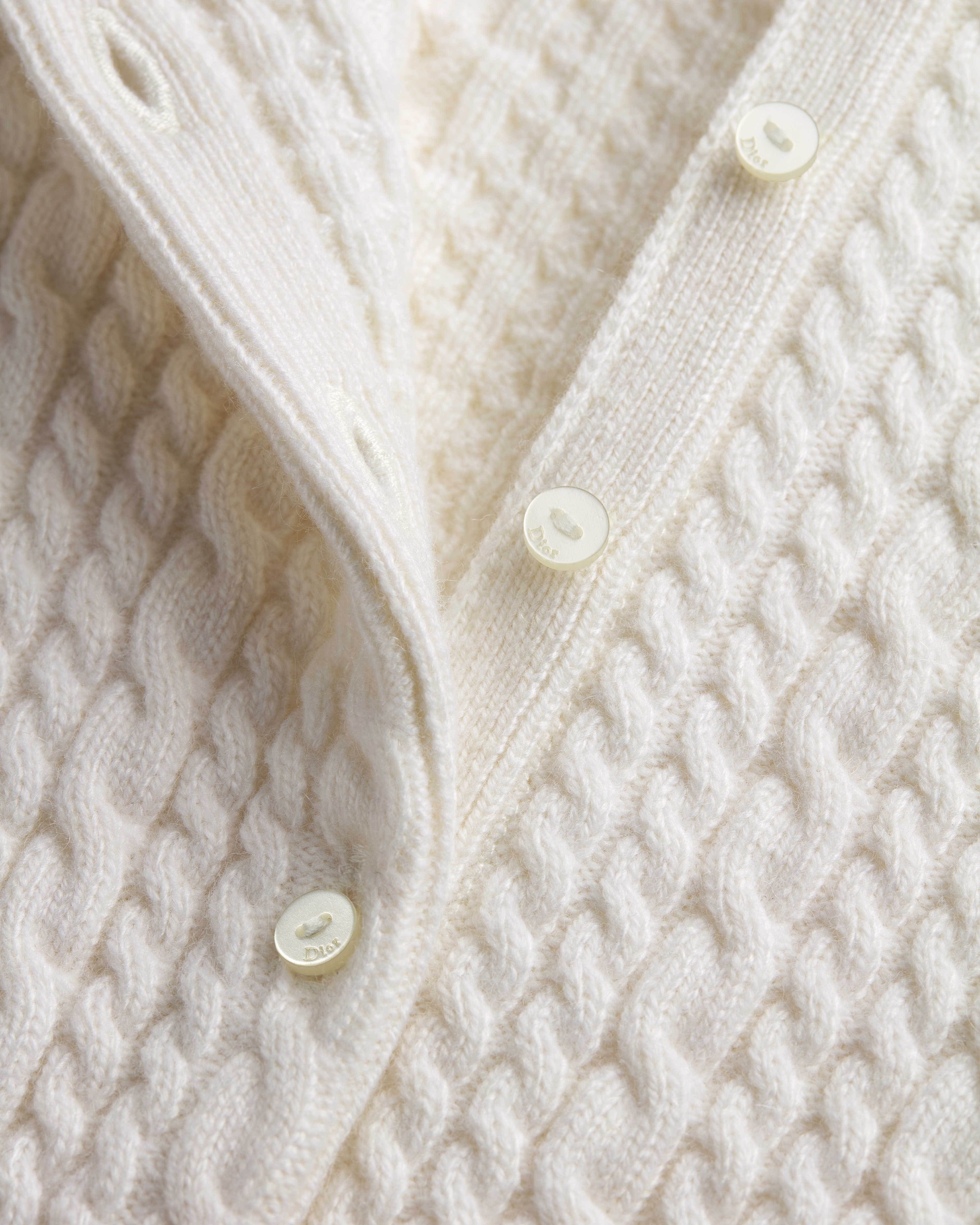 Cardigan per neonati Maglia di misto lana e cachemire a trecce avorio E10
