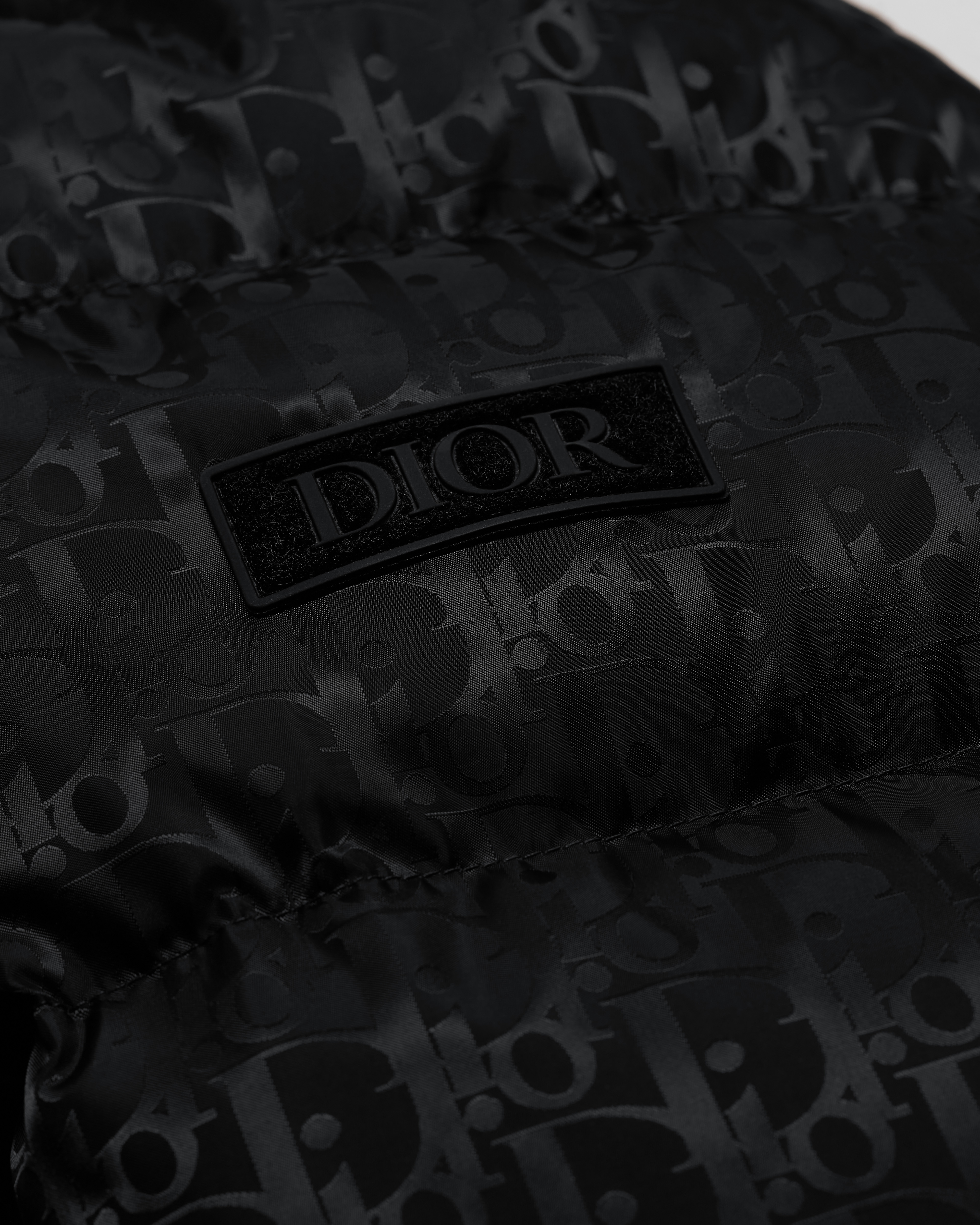Piumino Dior Oblique Jacquard tecnico nero E10
