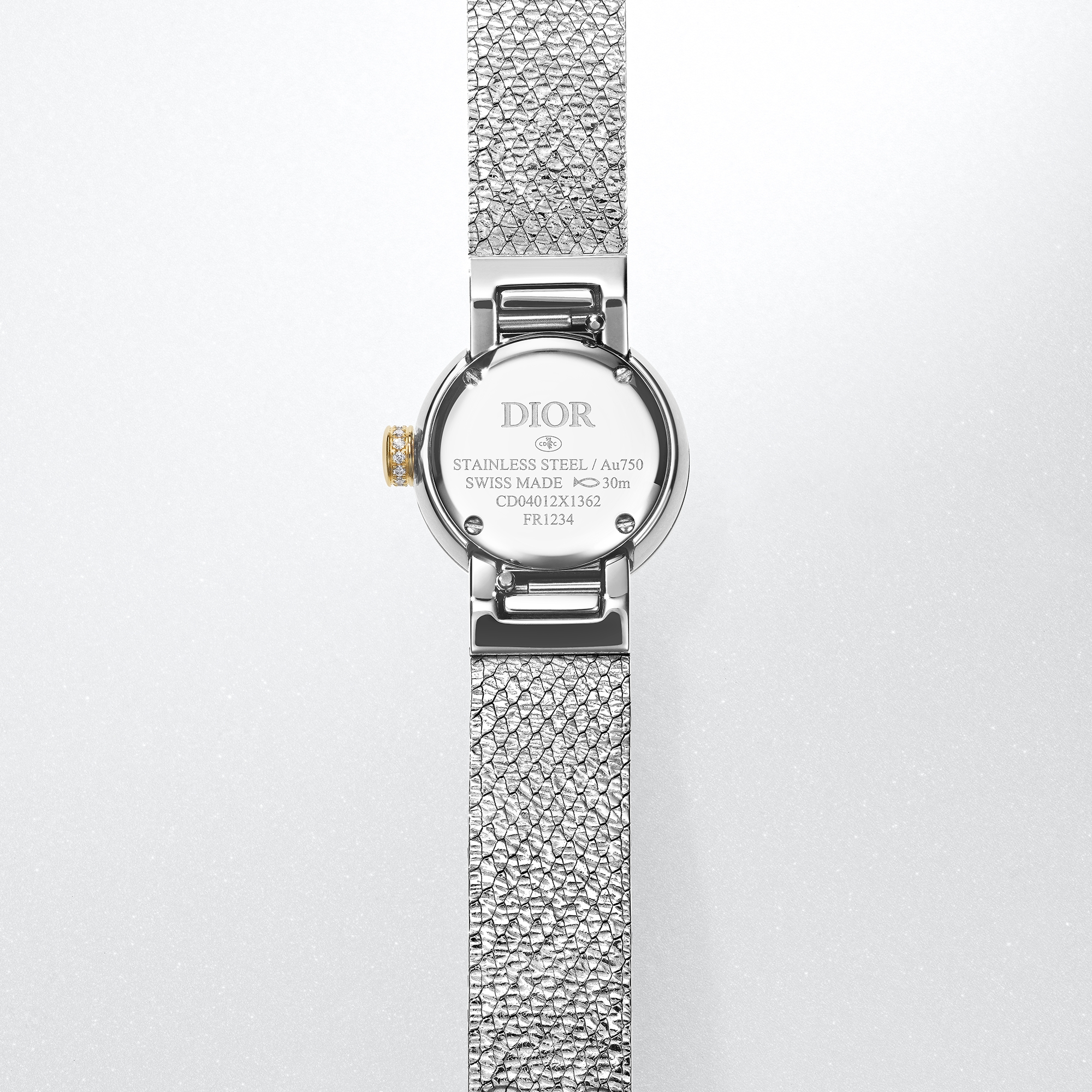 ساعة La Mini D My Dior قطر 19 مم، فولاذ وذهب أصفر وعرق اللؤلؤ الأبيض وألماس E05