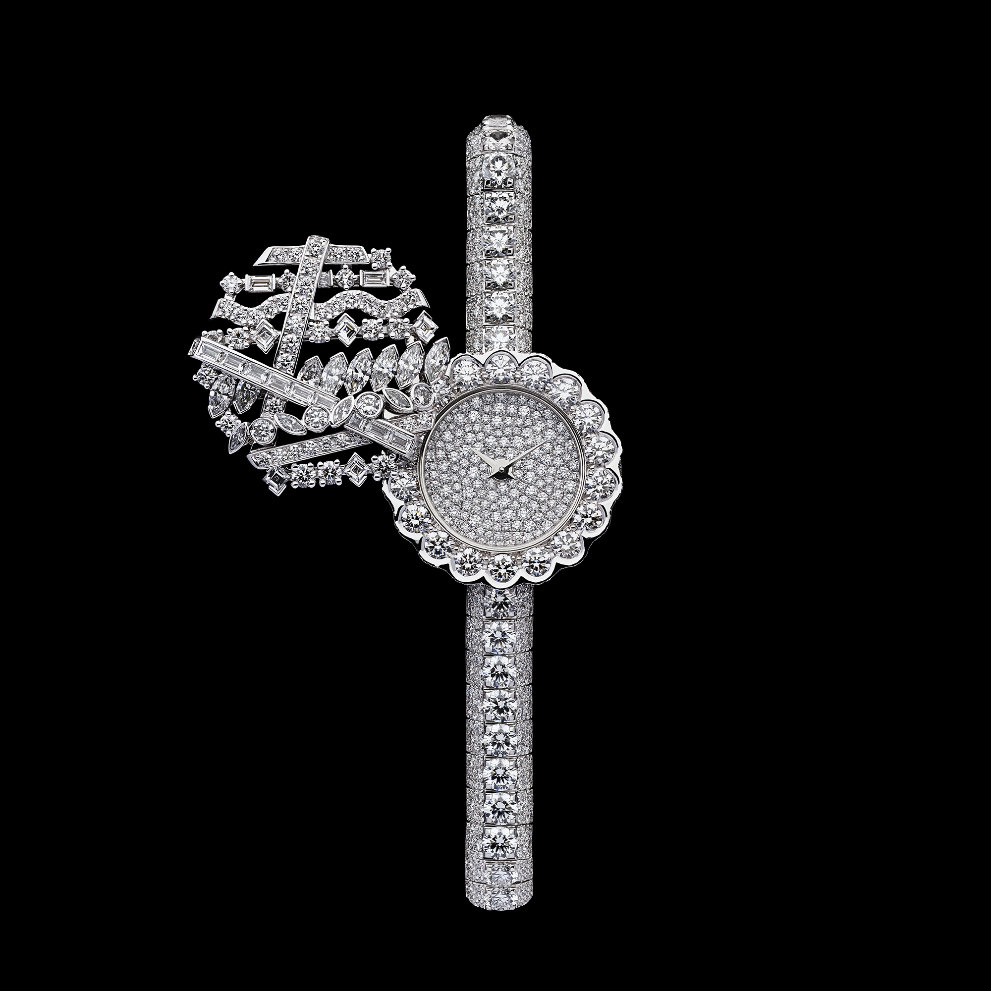 La D de Dior Précieuse à Secret Galons Ø 21 mm, white gold and diamonds E01