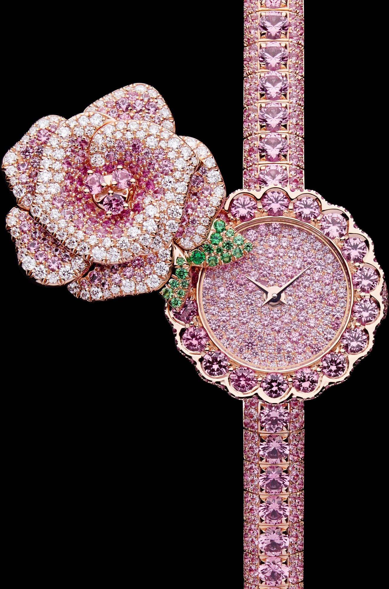 La D de Dior Précieuse à Secret Rose Three quarter back view