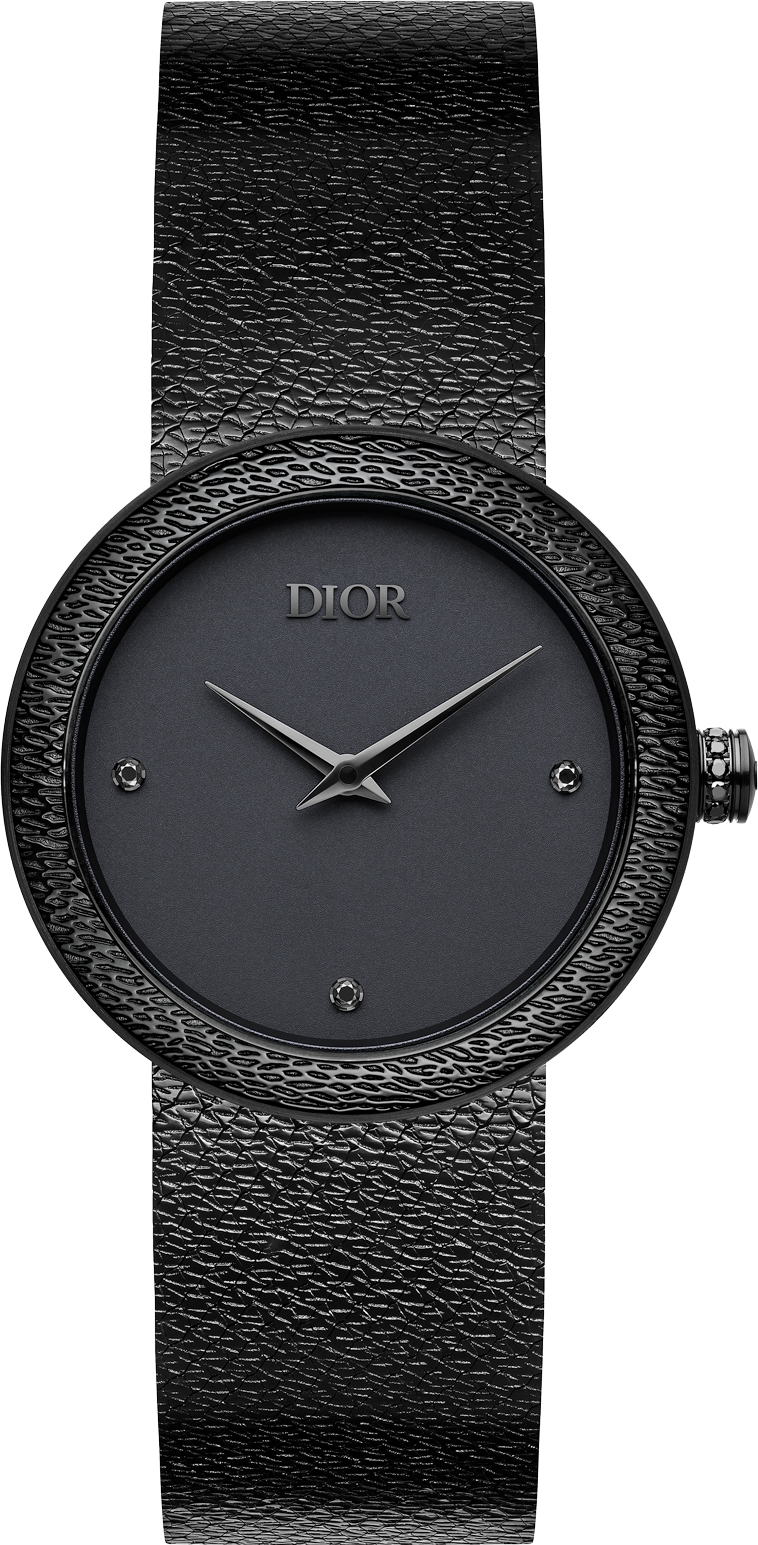 La D de Dior Black Ultramatte