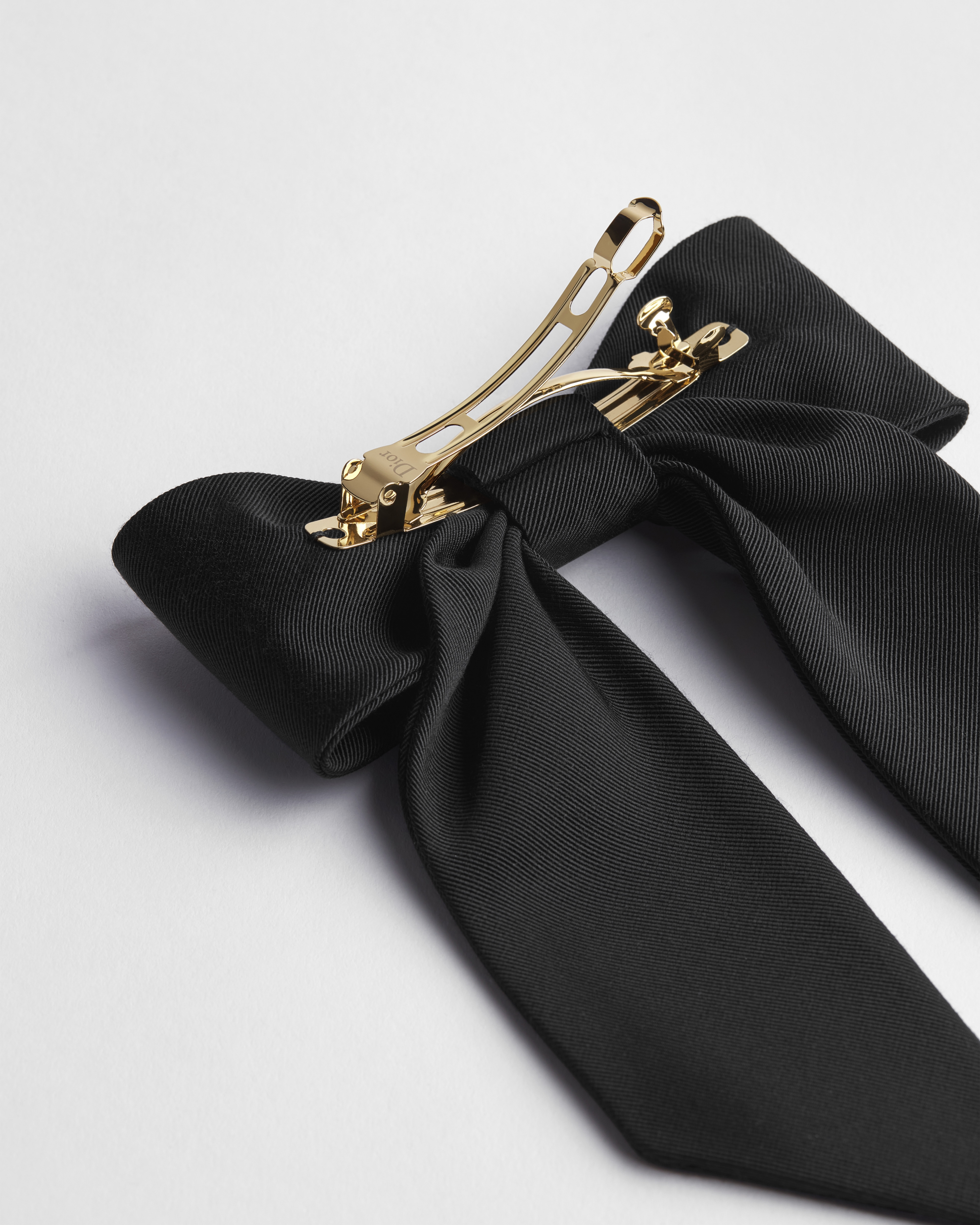 Large Dior Twist Bow