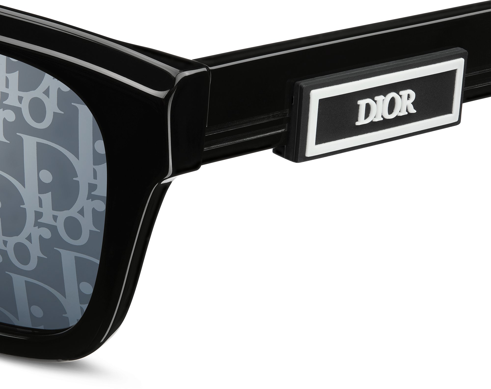 DiorB23 S1I Detailed view