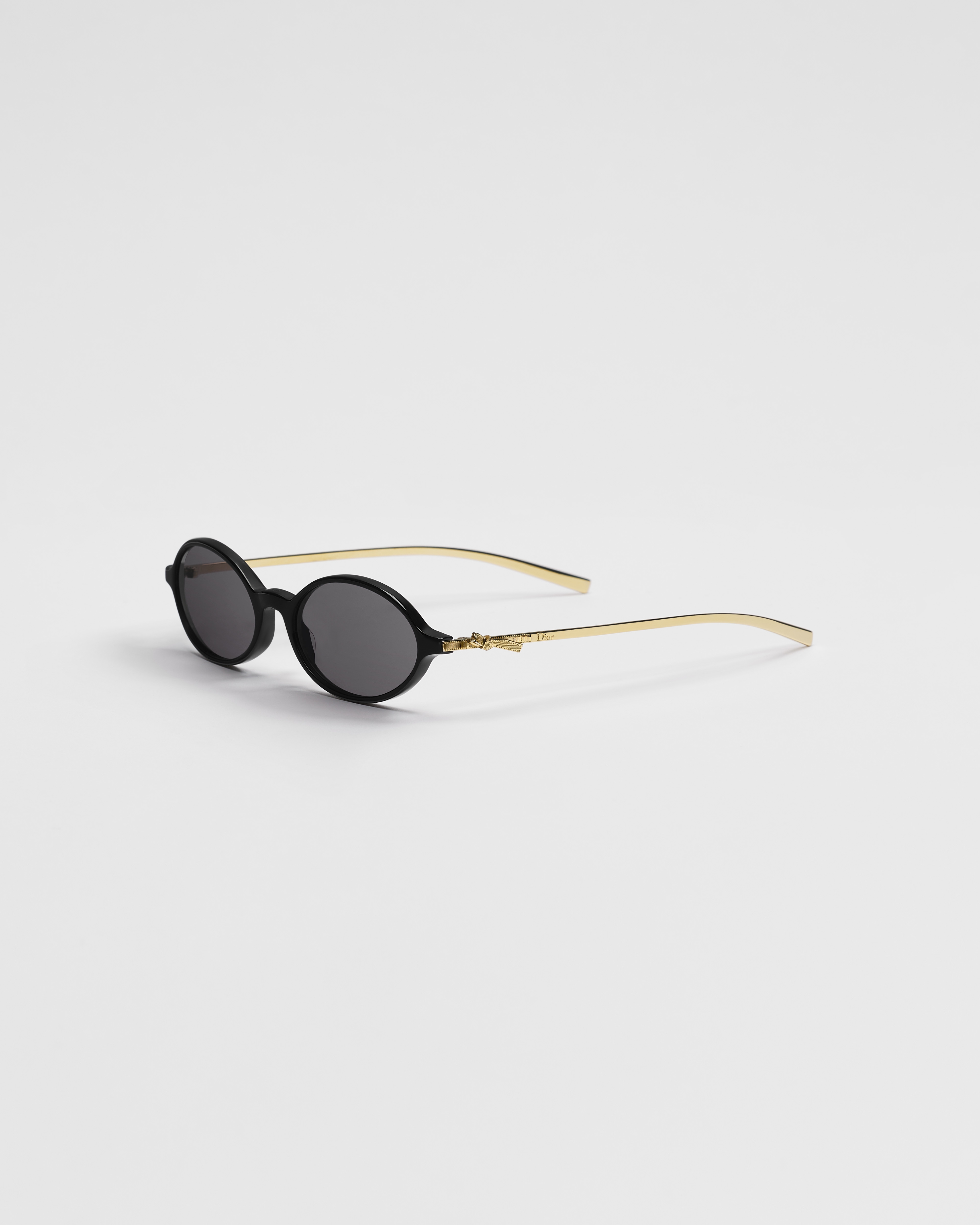 Dior Bow R2I Black Oval Sunglasses E03