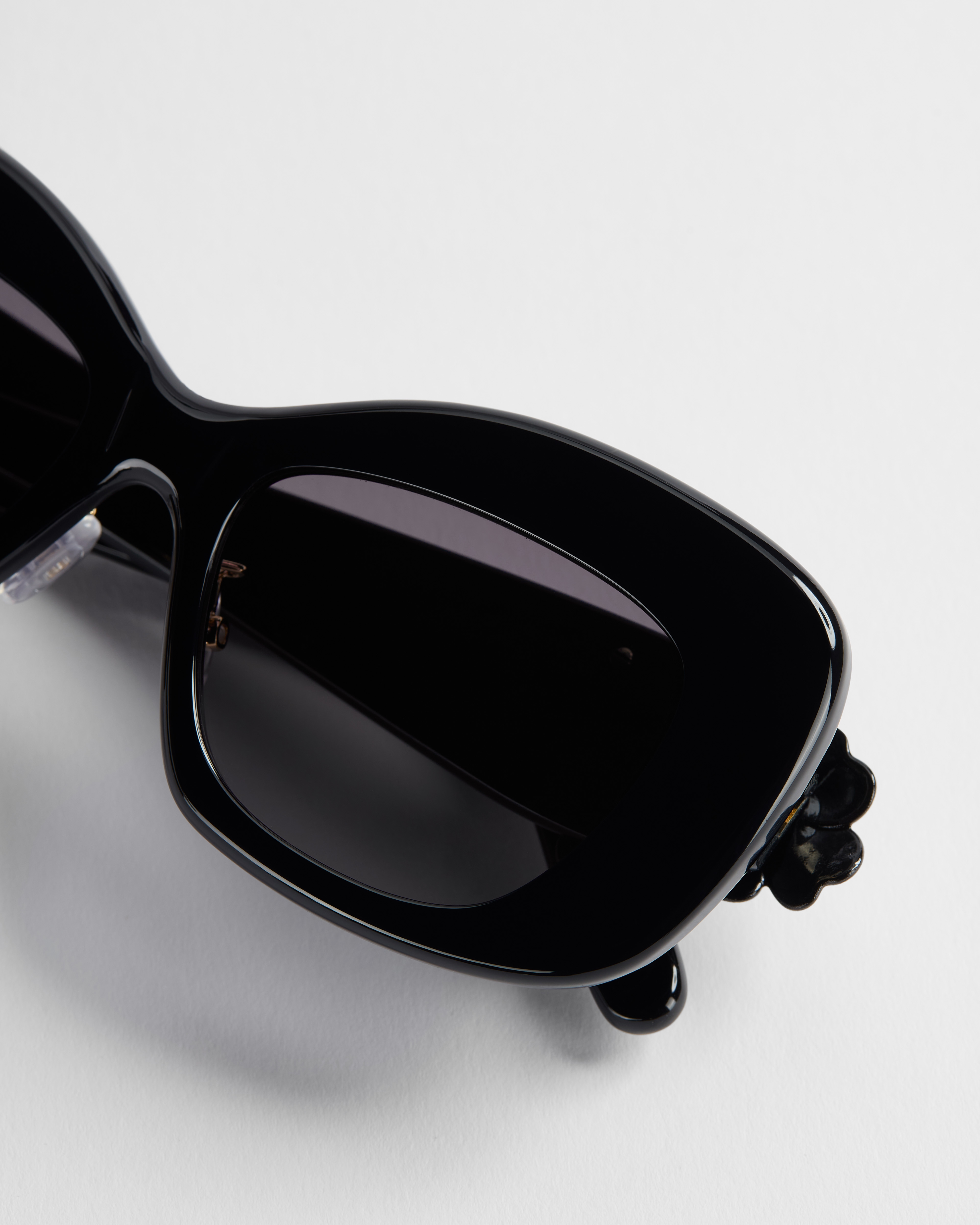 Dior Clover サングラス スクエア E06