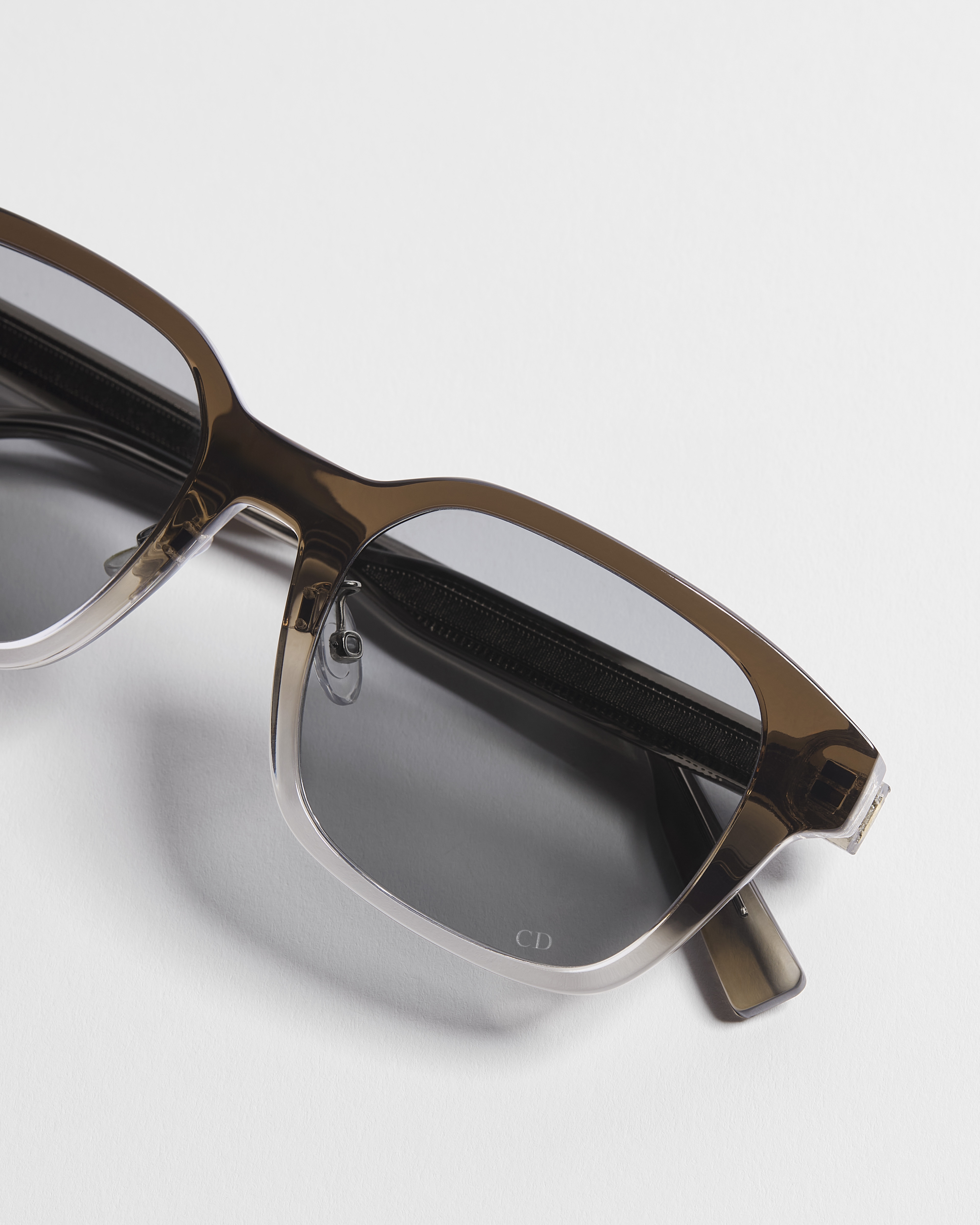 DioRibbon サングラス スクエア E06