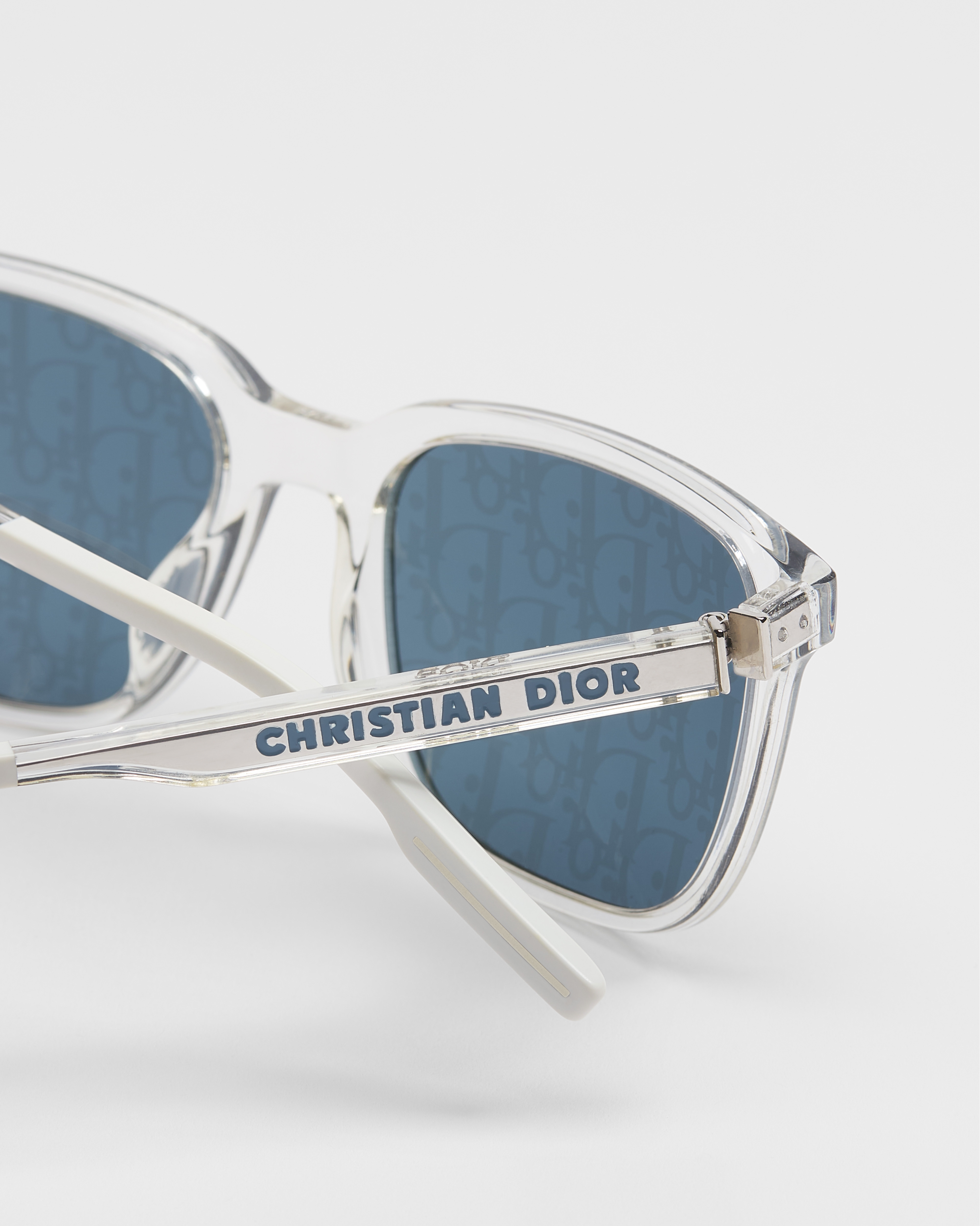 DiorTag SU Lunettes de soleil rectangulaires cristal E08