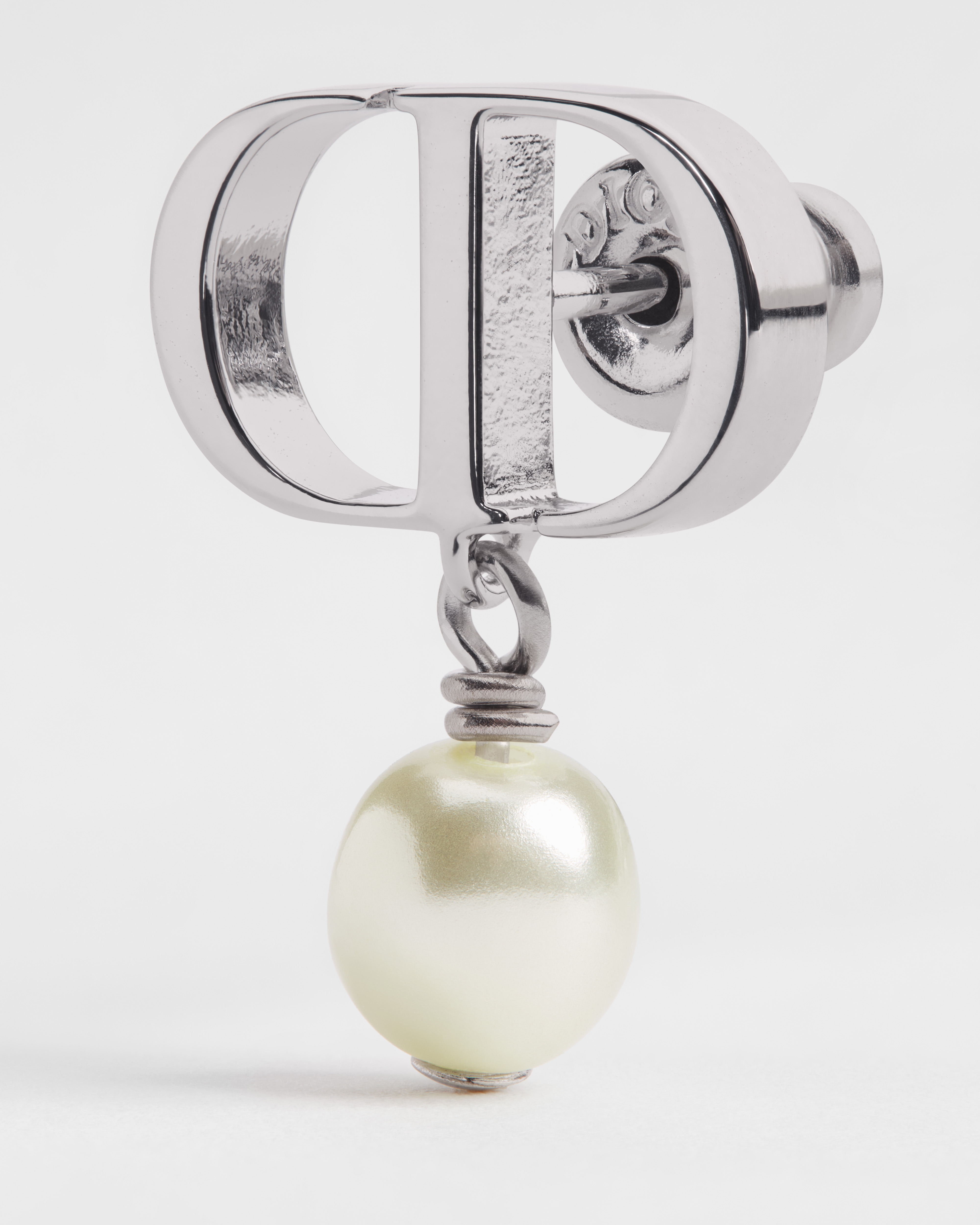 Petit CD Earrings Silver-Finish Metal with White Resin Pearls E09