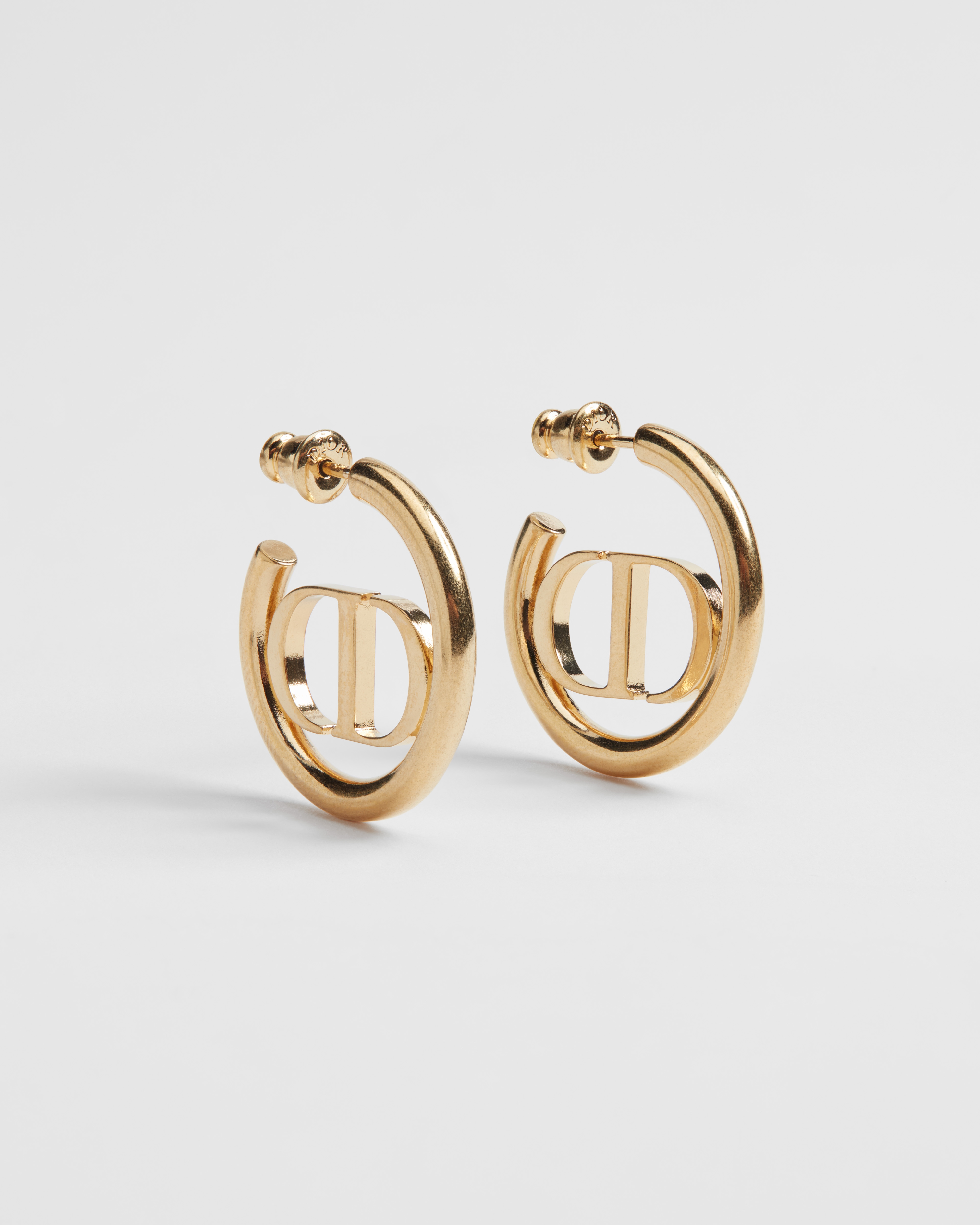 30 Montaigne 귀걸이 골드 피니시 메탈 E01