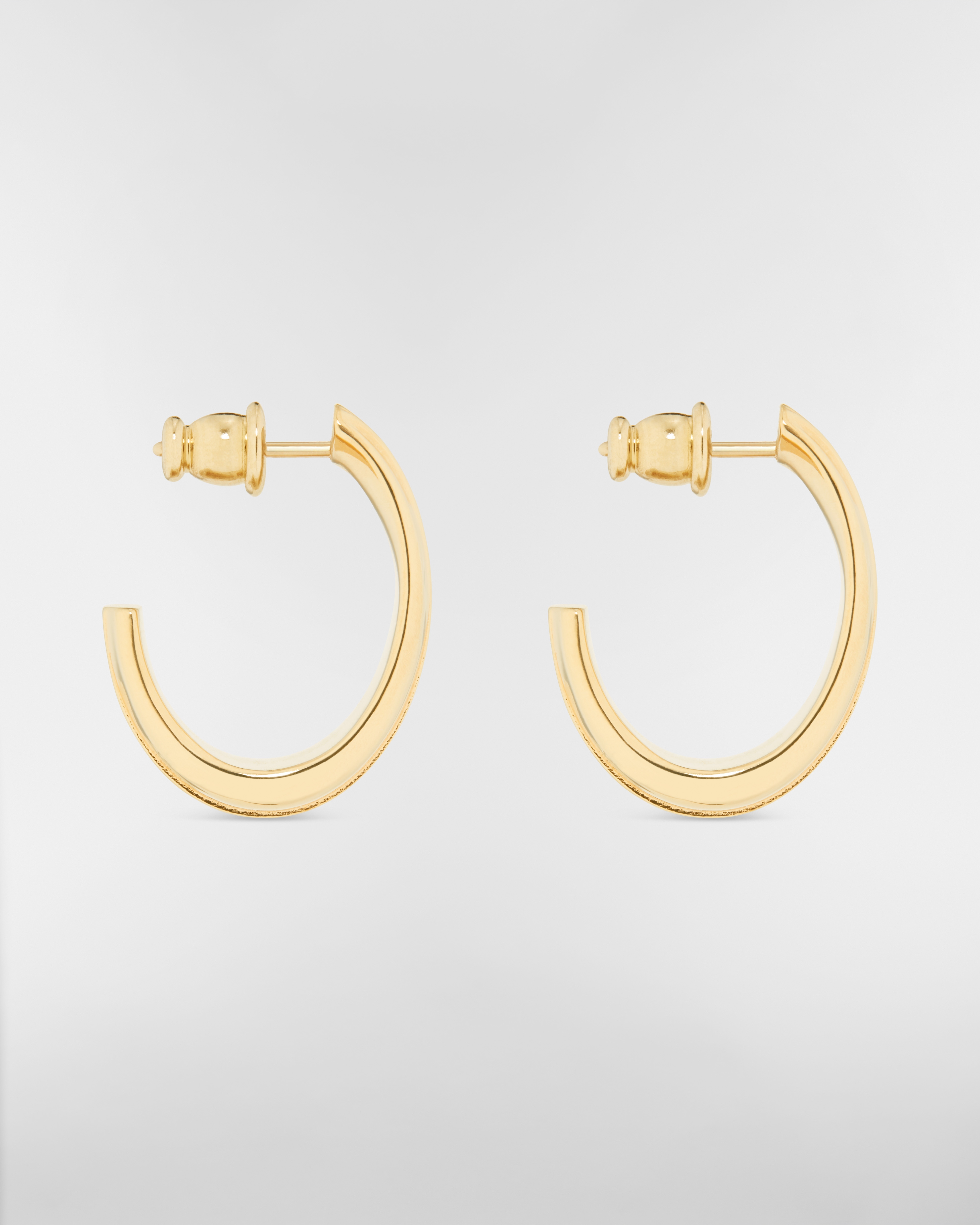 Orecchini Dior Code Metallo con finitura color oro e lacca nera E02