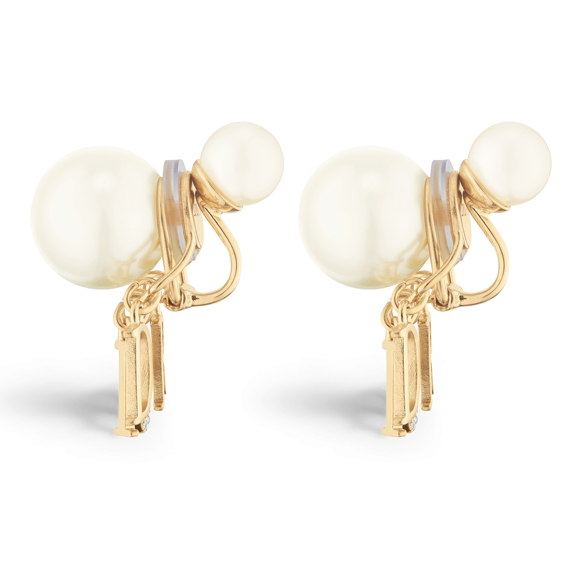 ต่างหู Dior Tribales แบบหนีบ โลหะเคลือบทอง ไข่มุกเรซินสีขาว และคริสตัลสีขาว E02