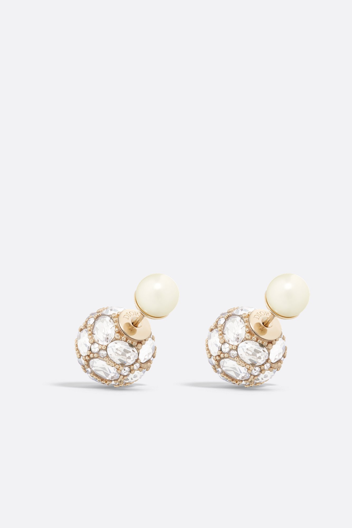 DIOR | ディオール トライバル |ウィメンズ|ディオール公式 DIOR | ディオール トライバル |ウィメンズ|ディオール公式