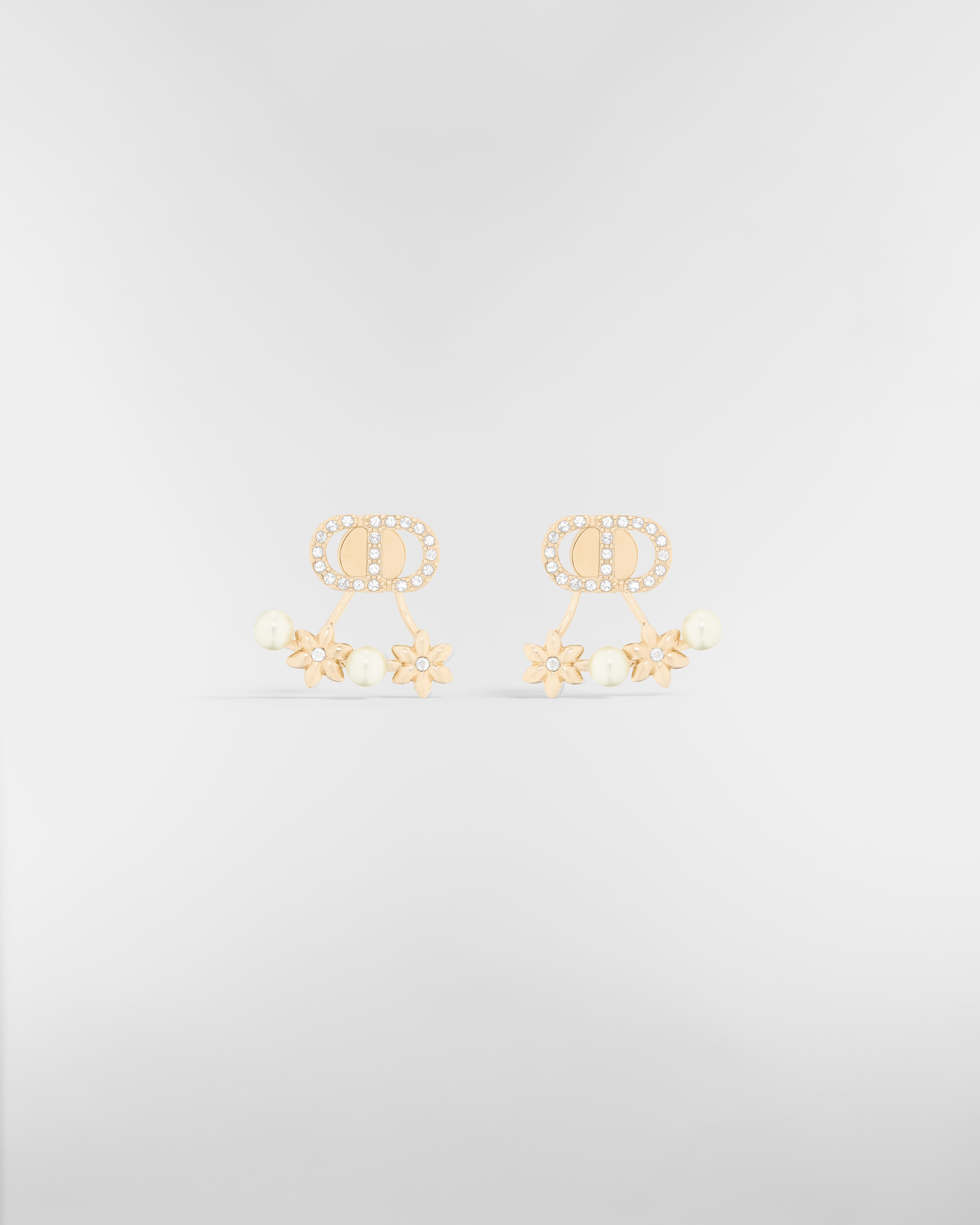 Petit CD Daisy Earrings Pale Gold-Finish Metal, White Resin Pearls and Silver-Tone Crystals E01