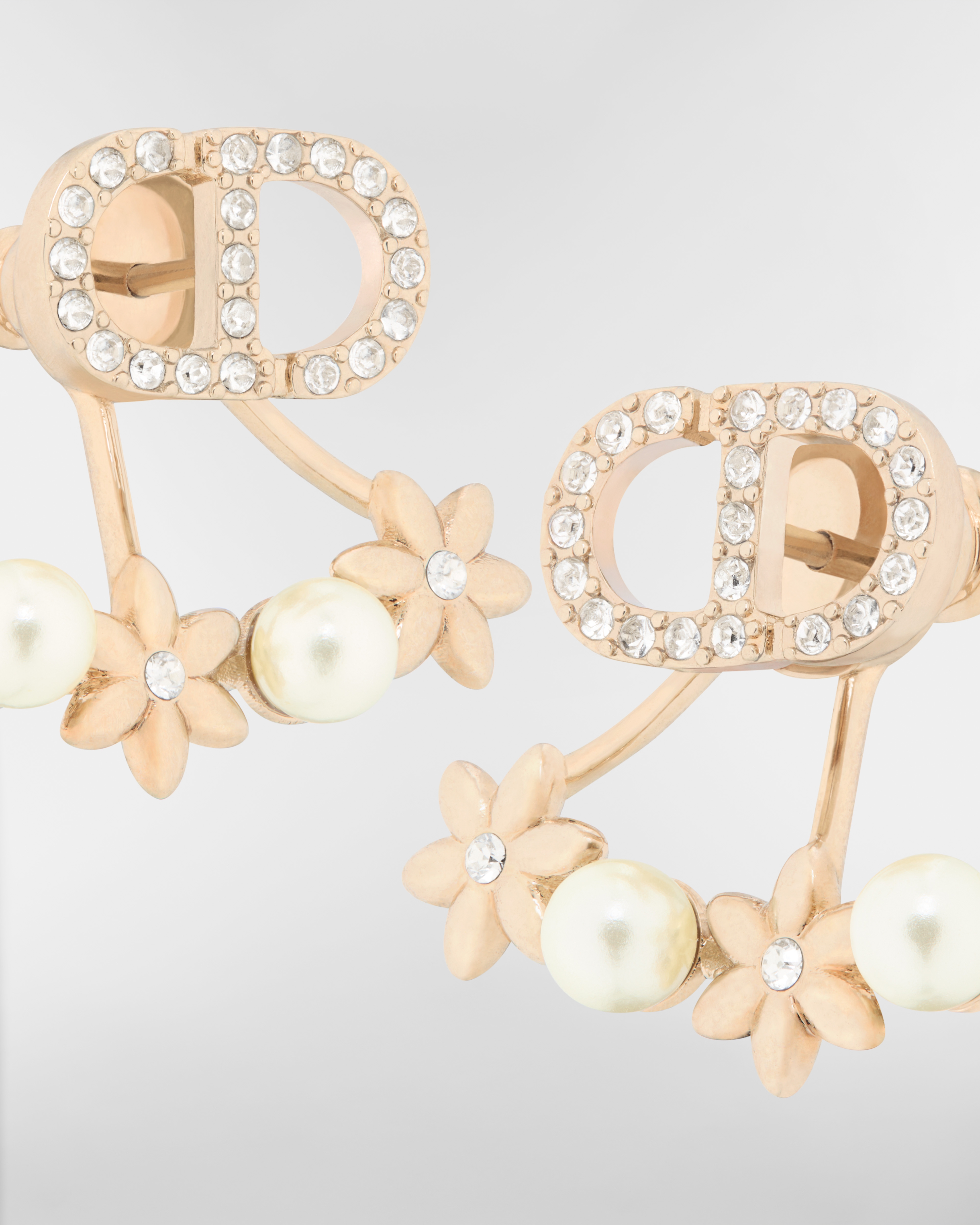 Petit CD Daisy Earrings Pale Gold-Finish Metal, White Resin Pearls and Silver-Tone Crystals E09