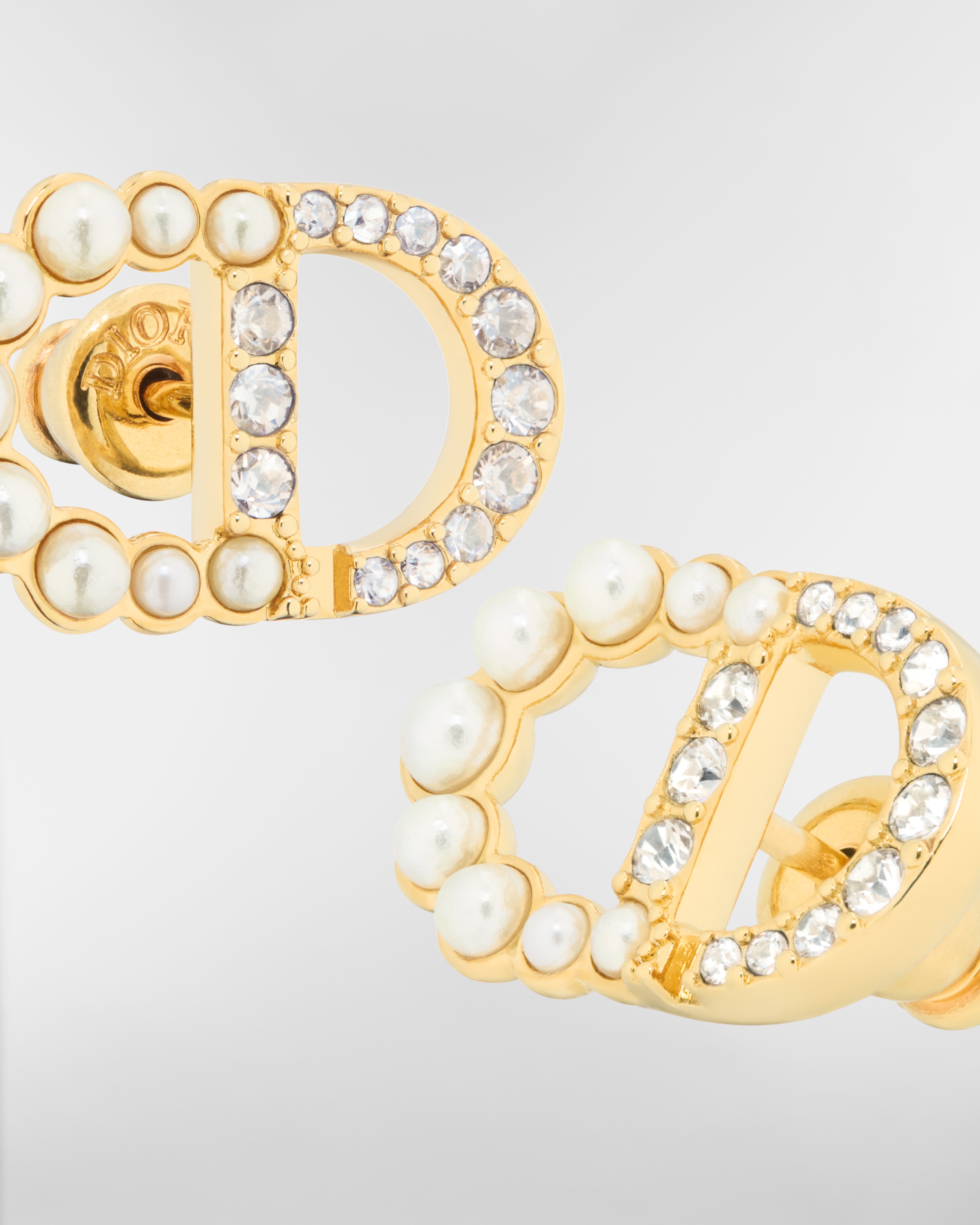 Petit CD Duo Stud Earrings Gold-Finish Metal, White Resin Pearls and Sparkling Crystals E09
