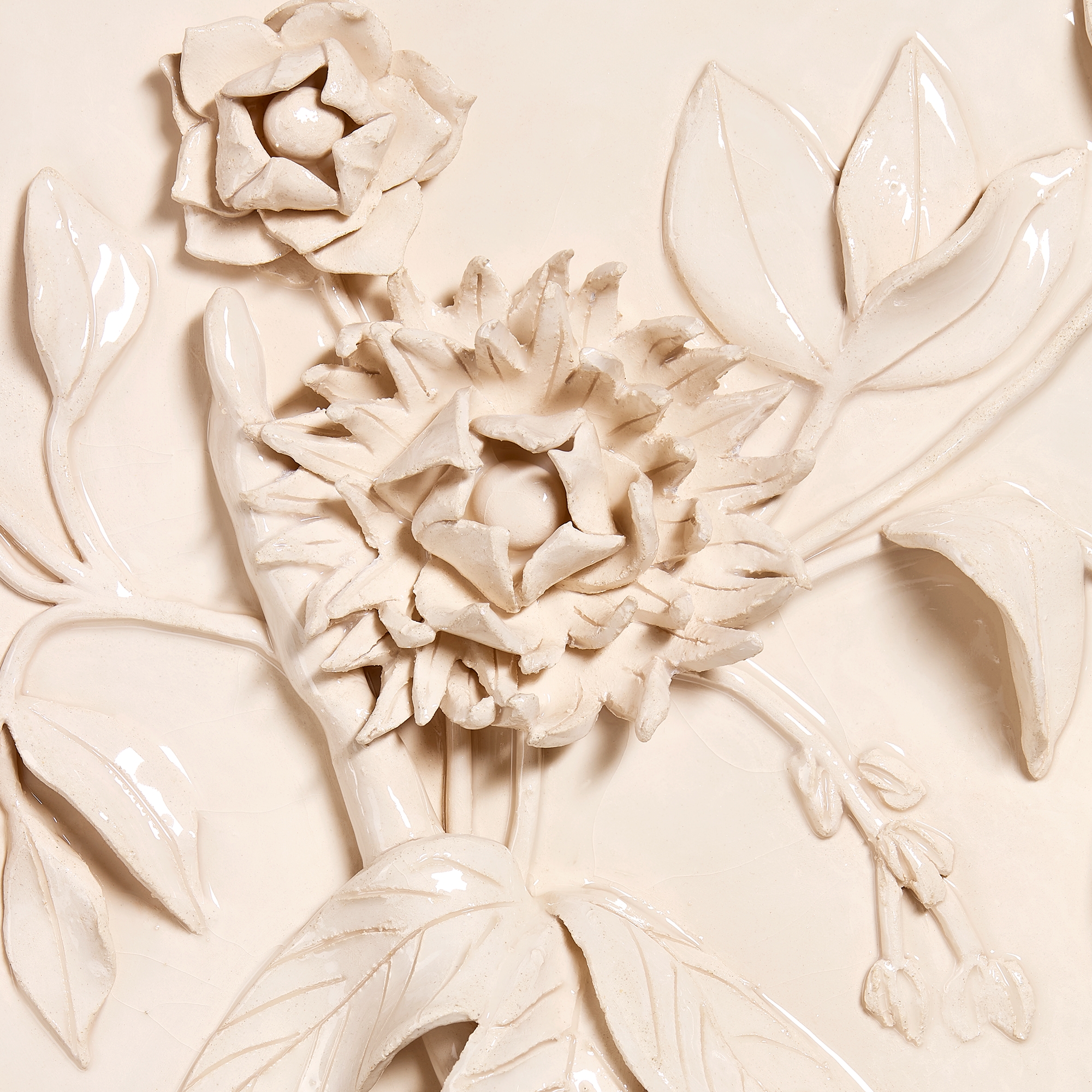 LIMITED EDITION Decorative Artwork Beige Ceramic with Bas-Relief Thistle Motif E09