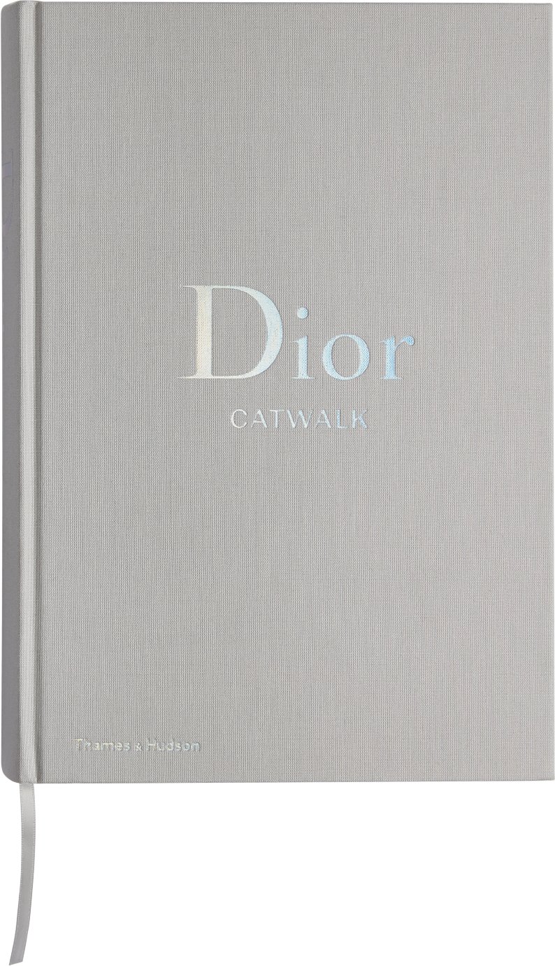 Book: Dior Catwalk Front view Front view