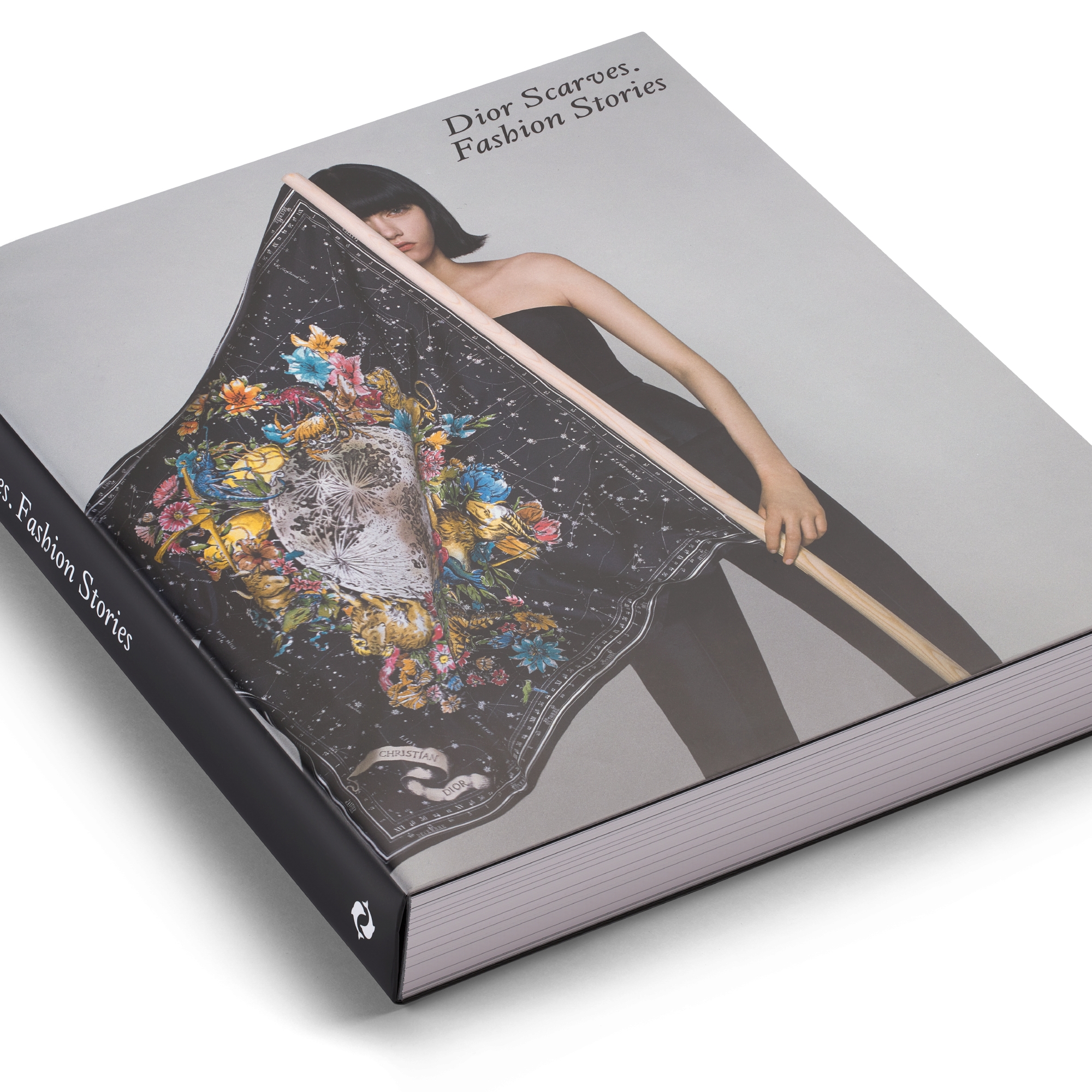 Livre : Dior Scarves. Fashion Stories Version anglaise E09