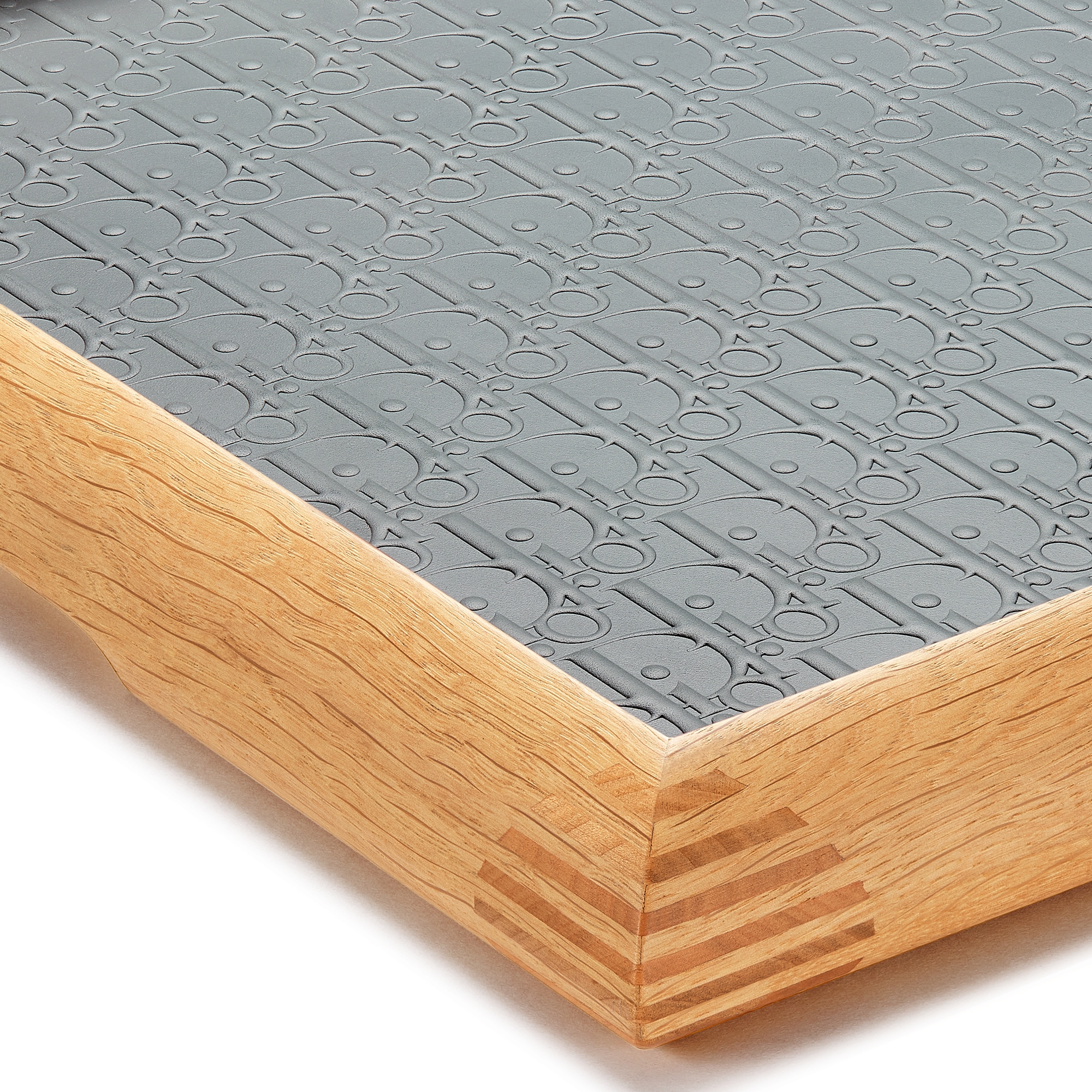 Plateau L Dior Maison x Pierre Yovanovitch E09