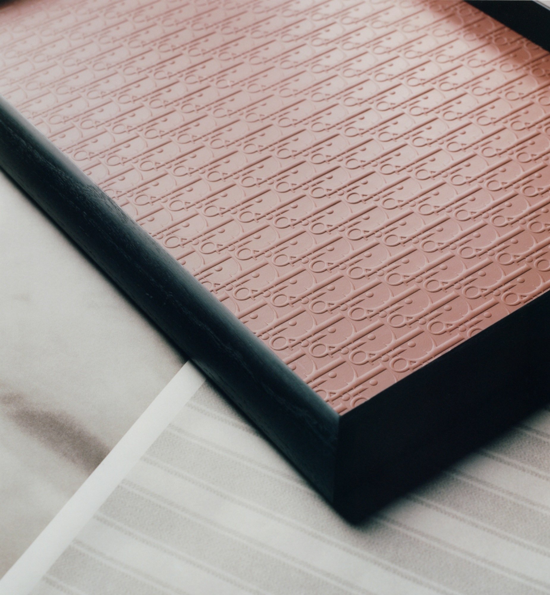 Groot dienblad Dior Maison x Pierre Yovanovitch, rood E12