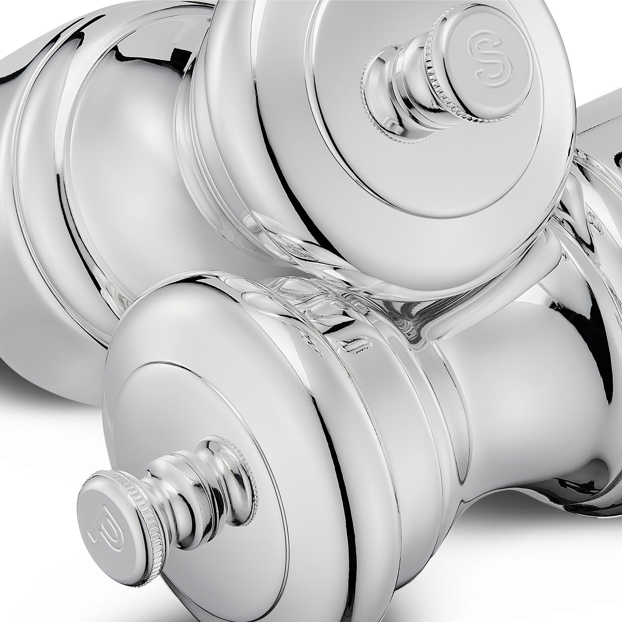 Salt and Pepper Shakers Detailed view