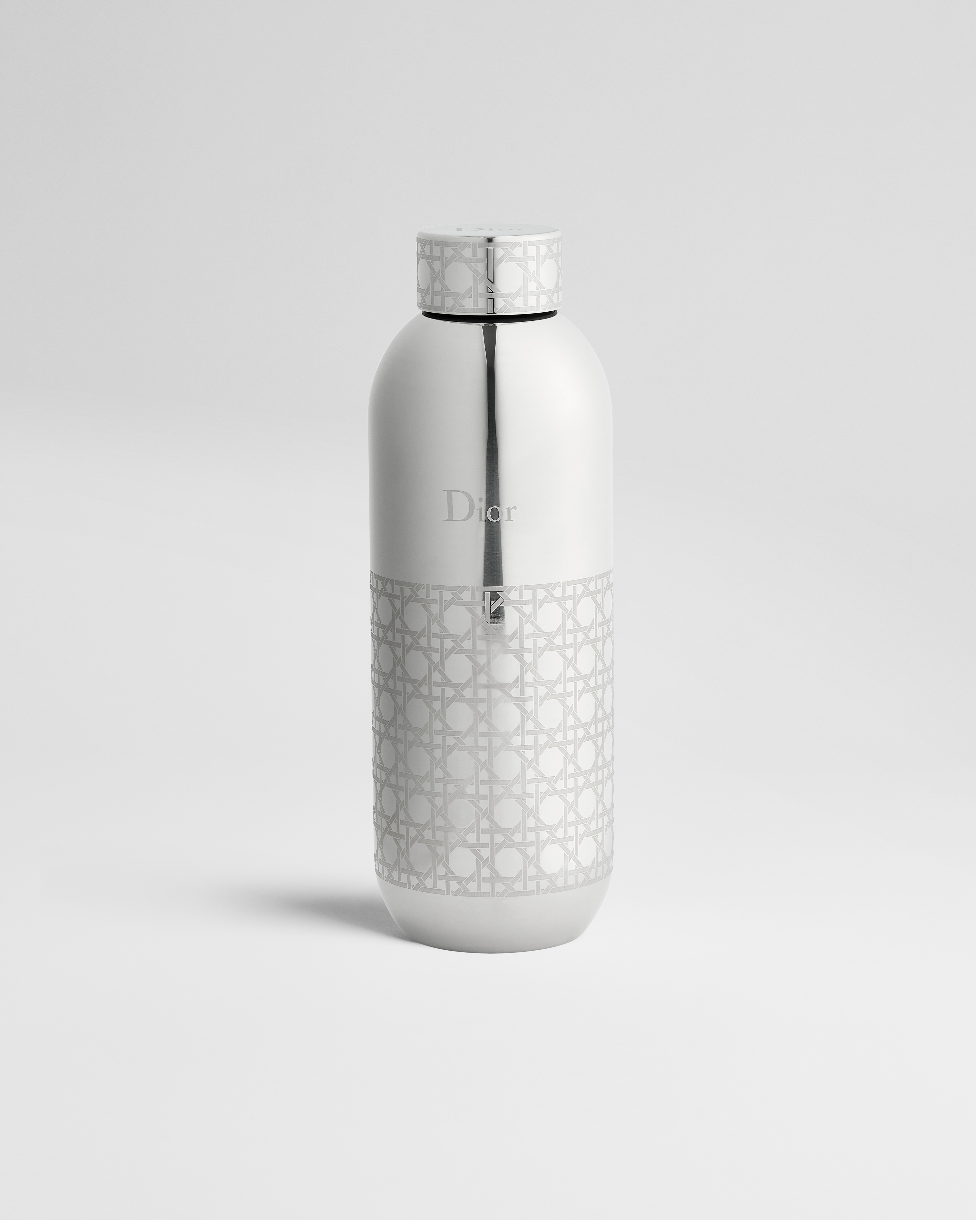 Water Bottle Stainless Steel with Cannage Motif E01