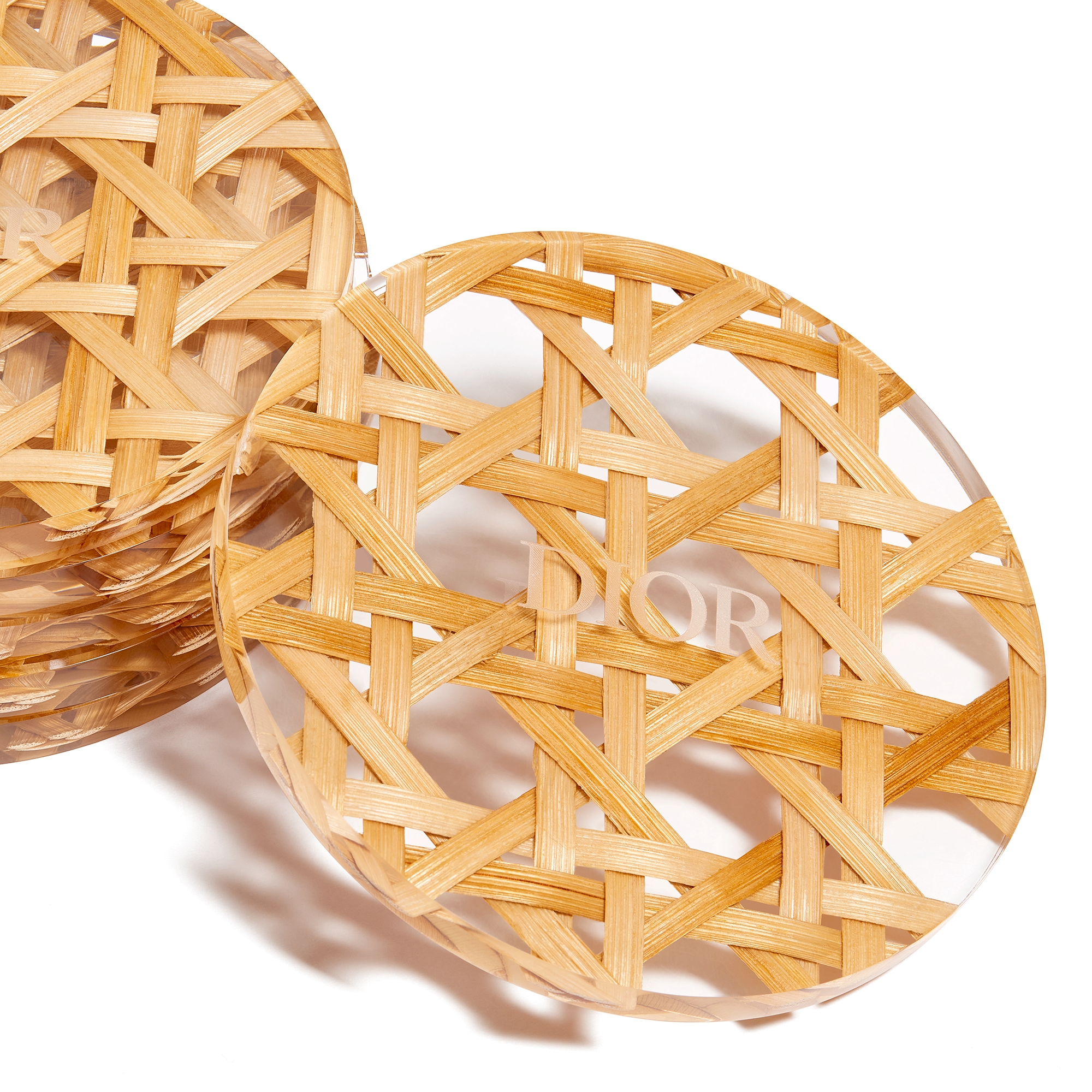 Set of Six Coasters Resin and Natural Rattan with Cannage Provence Motif E10