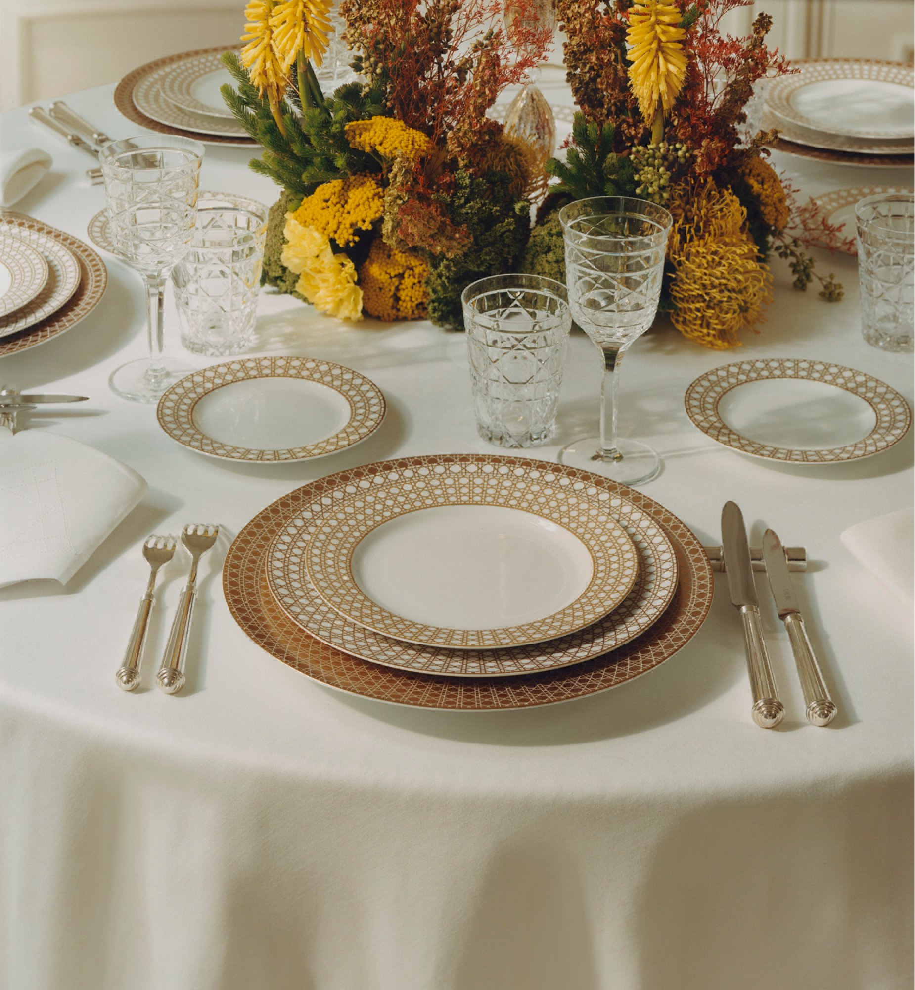 Side Plate Gold-Tone Cannage Montaigne | DIOR