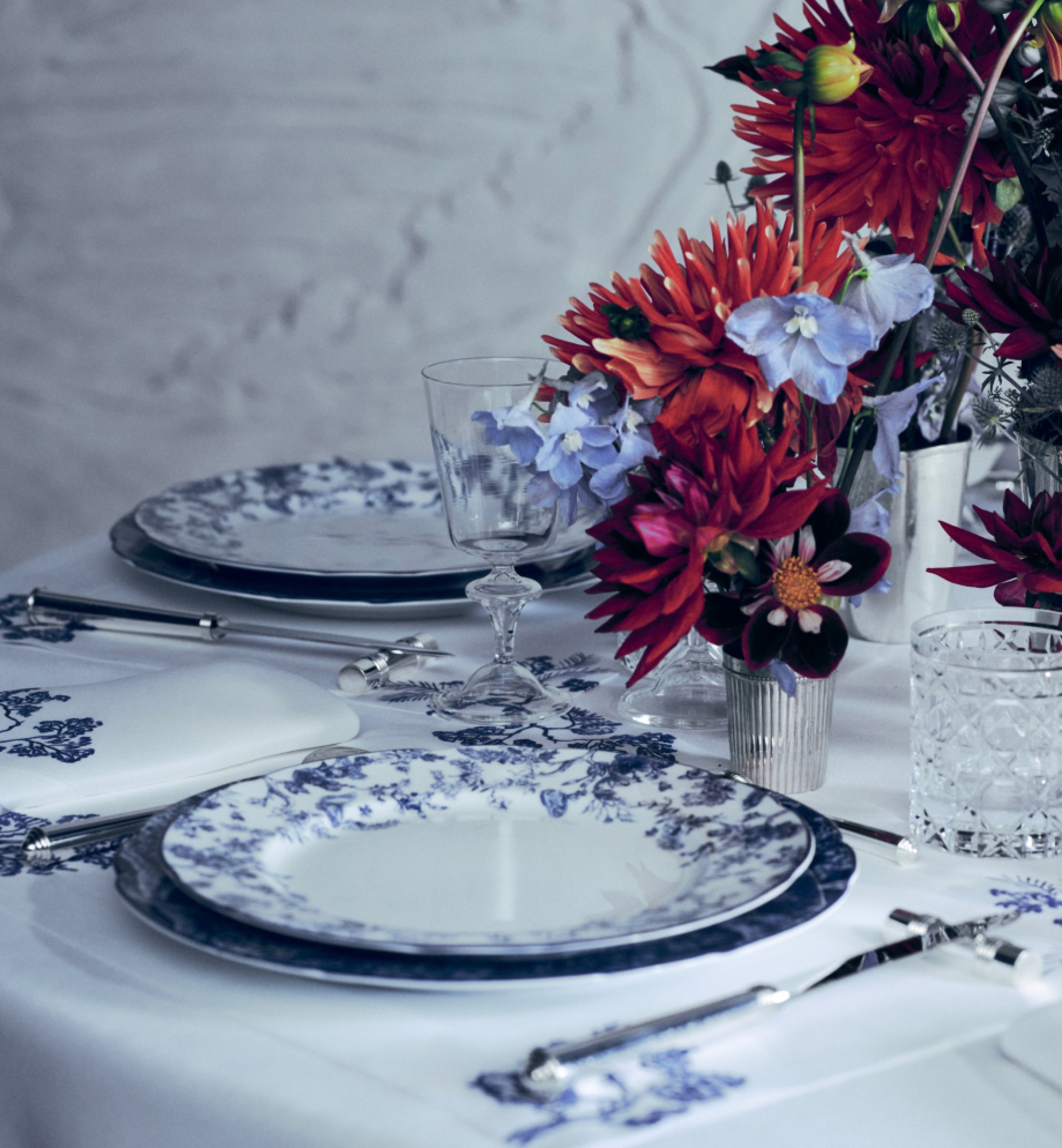 Speiseteller Toile de Jouy in Blau E13