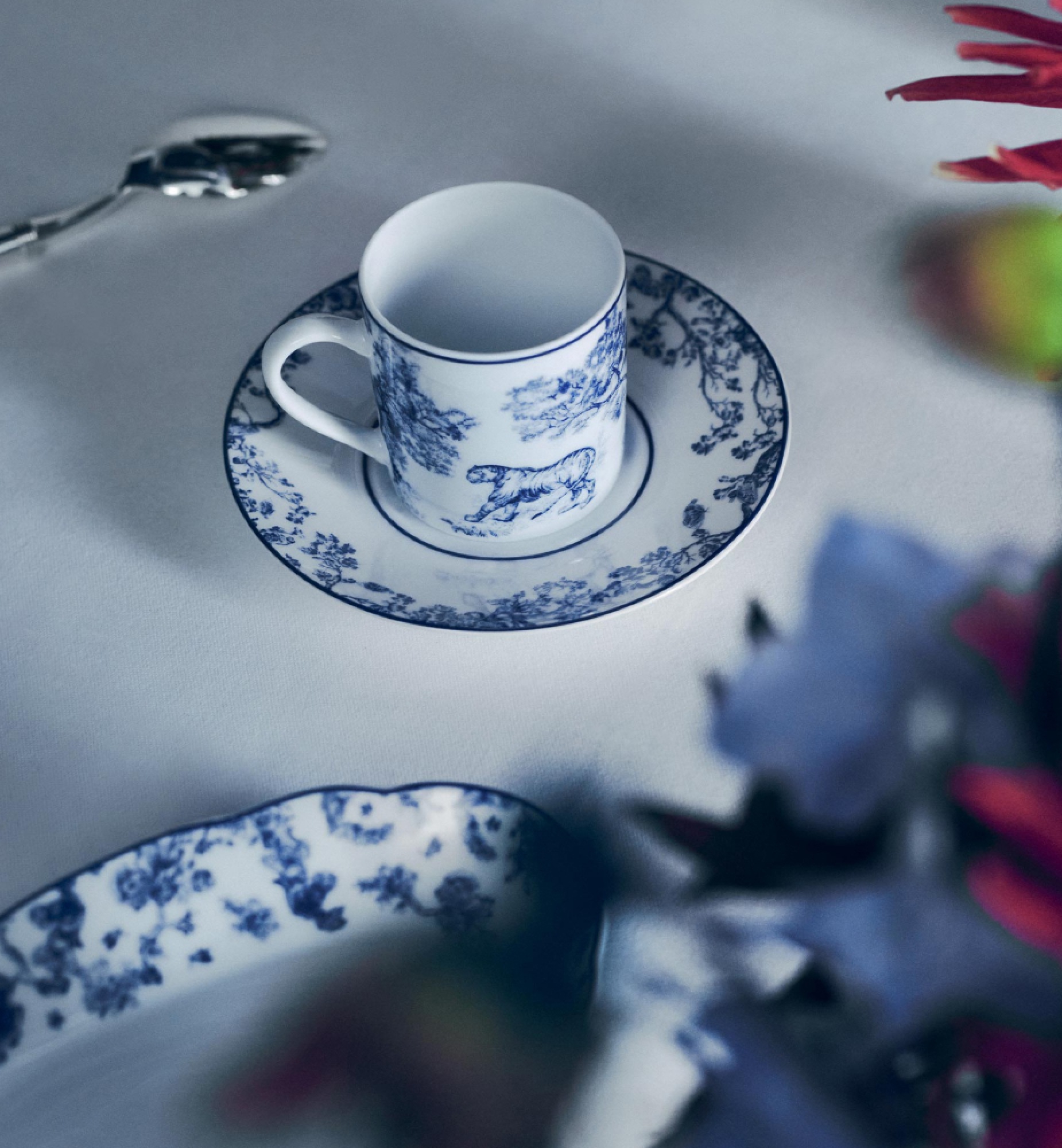 Taza de café Toile de Jouy azul E13