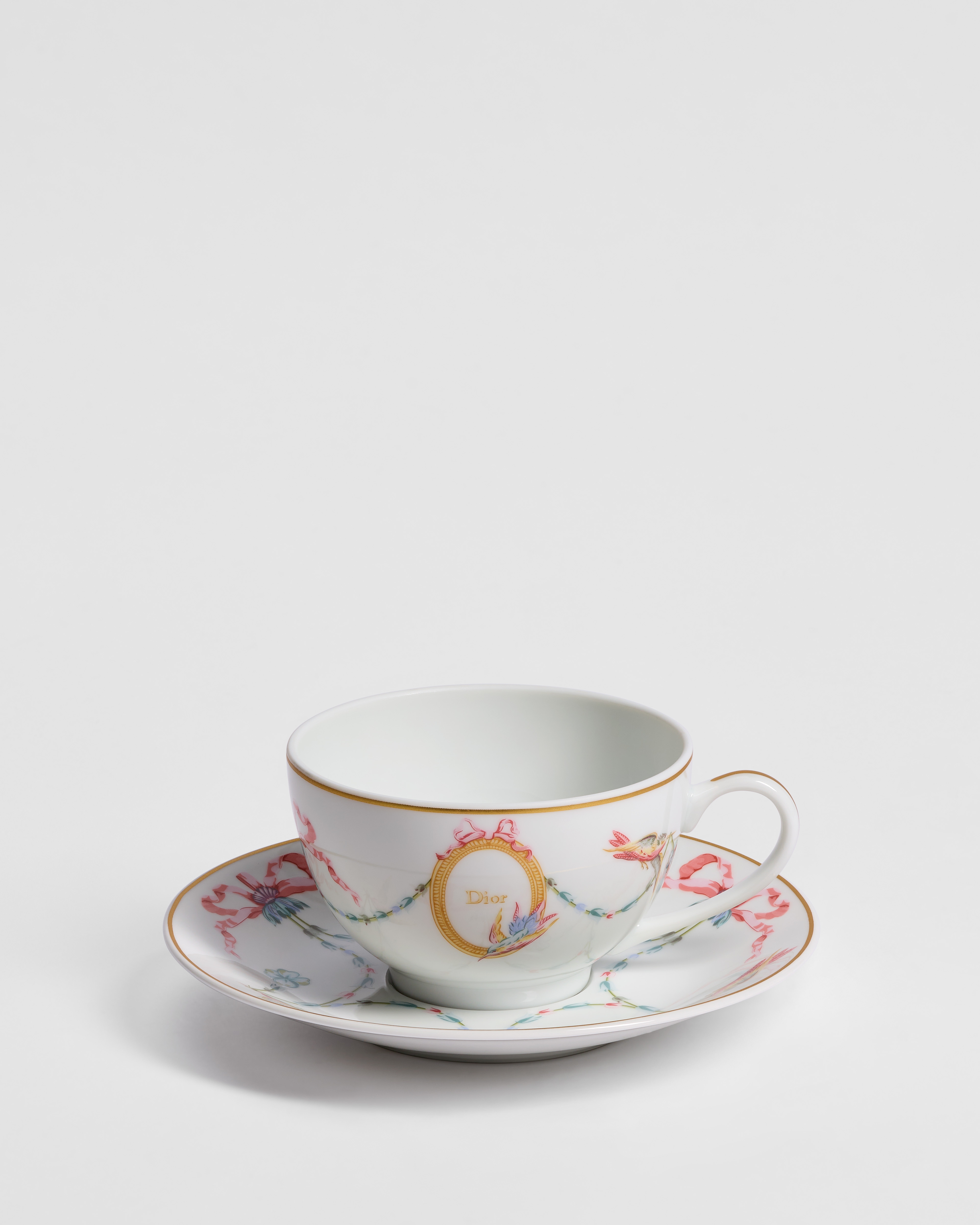Teetasse und Untertasse Limoges-Porzellan in Weiß mit Dior Colibri Motiv in mehreren Farben E01
