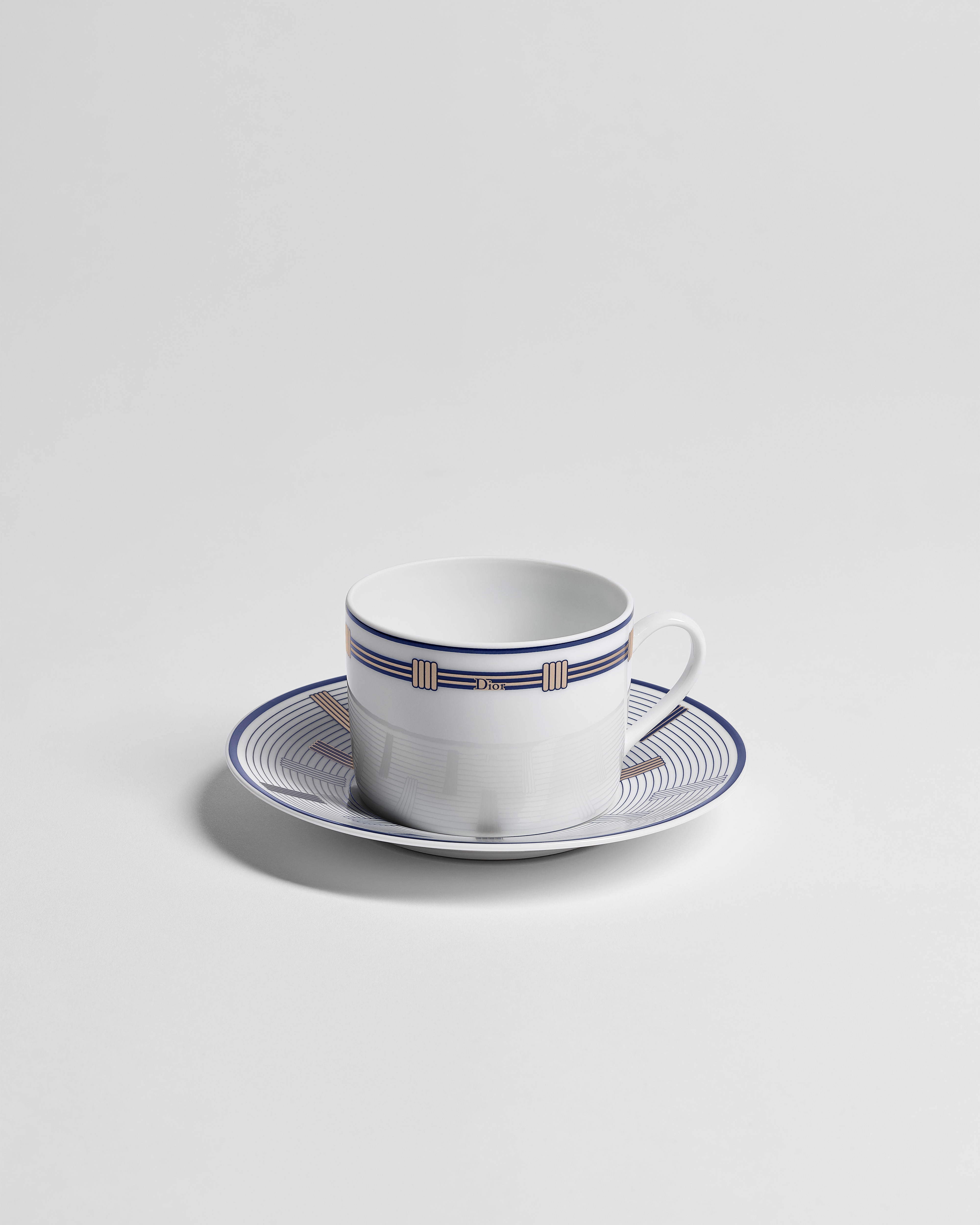 Tasse et sous-tasse à thé Porcelaine de Limoges blanche à motif Godron bleu E01