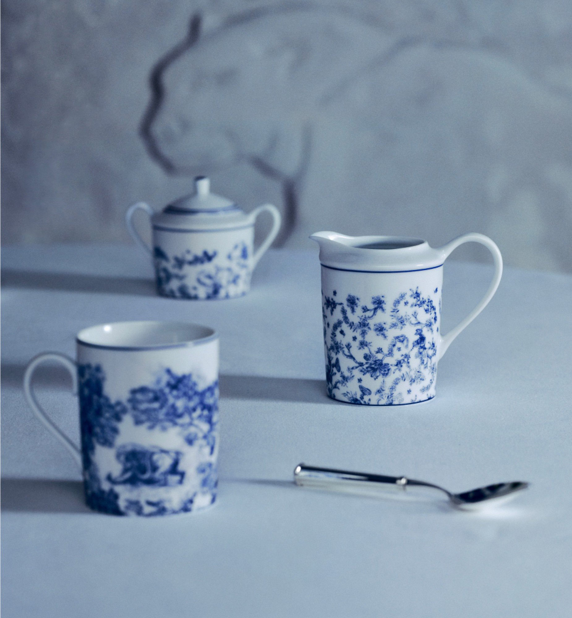 Mug Worn view cropped