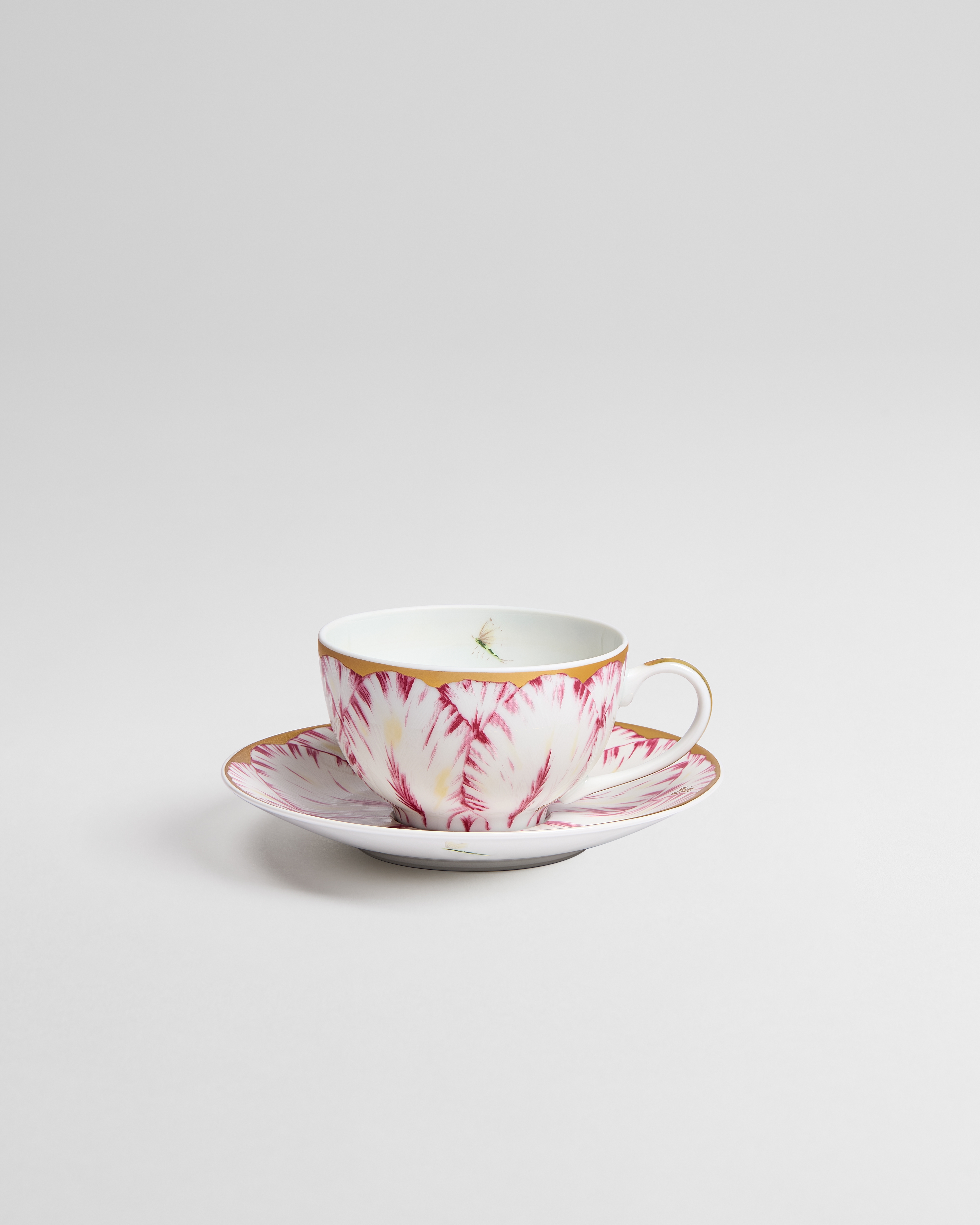 Tasse et sous-tasse à thé Porcelaine de Limoges à motif Champs de Tulipes rose et or 24 carats E01
