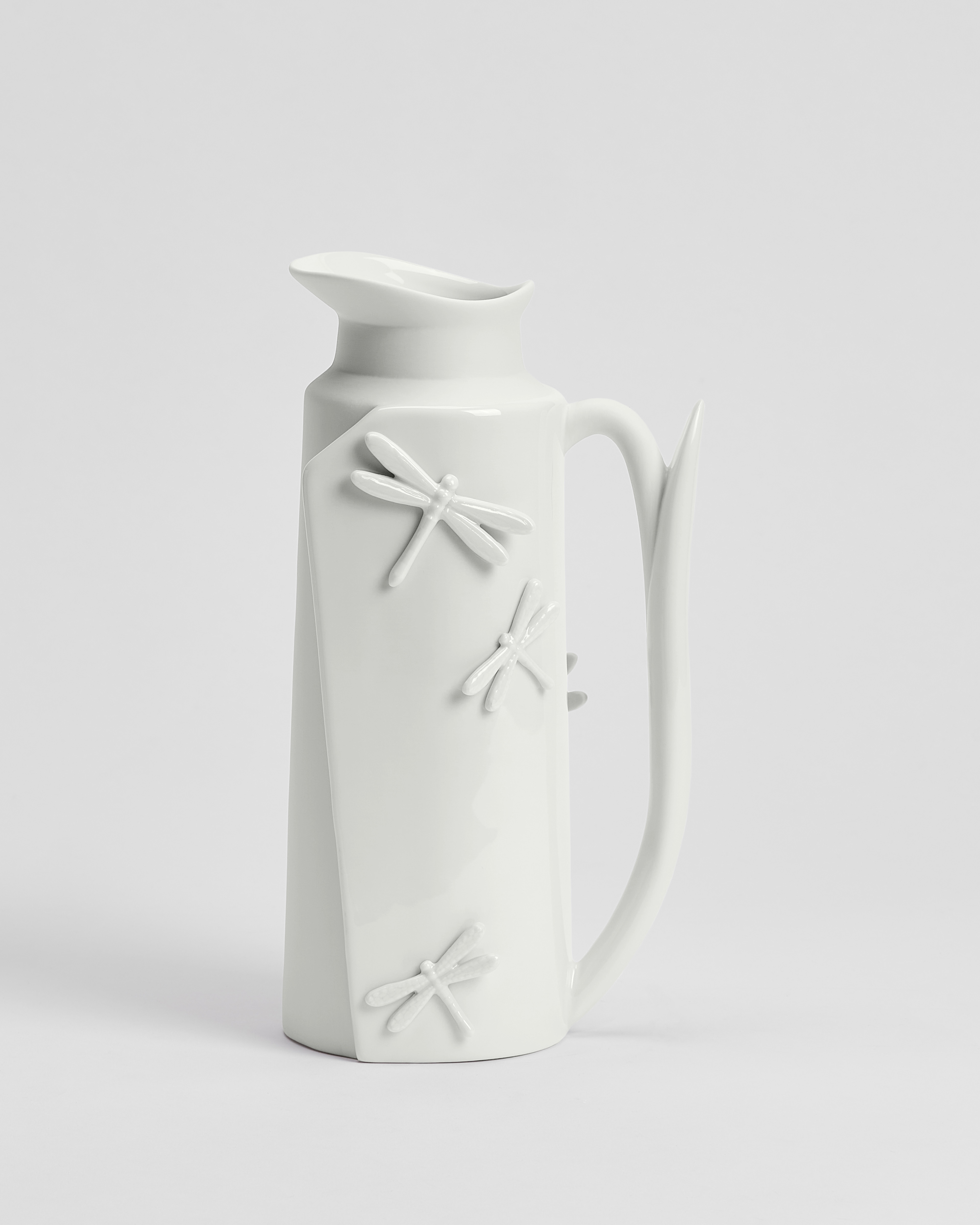 Karaffe Porzellan in Weiß mit Libellenmotiven E03