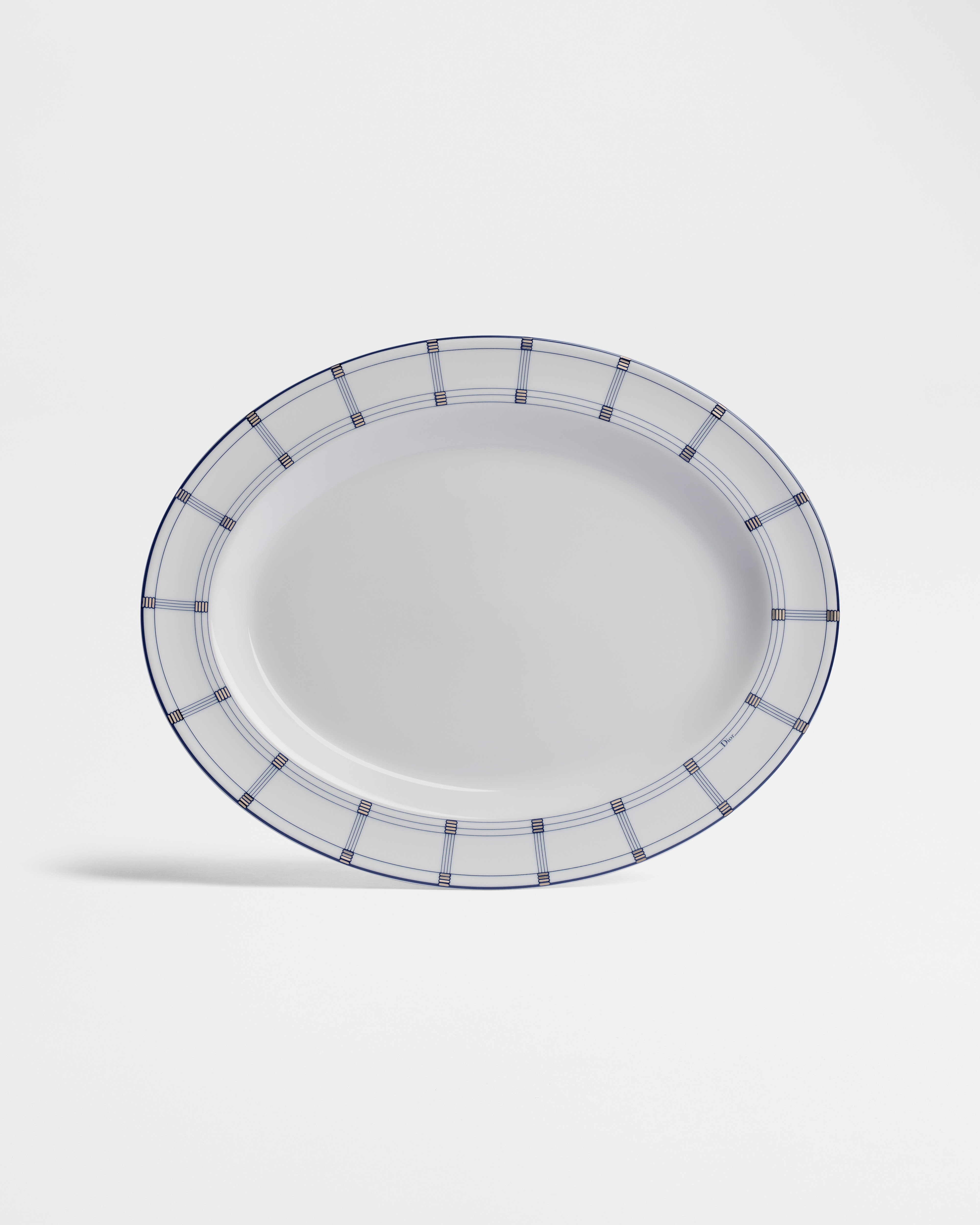 Piatto decorativo ovale Porcellana di Limoges bianca con motivo Godron blu E01