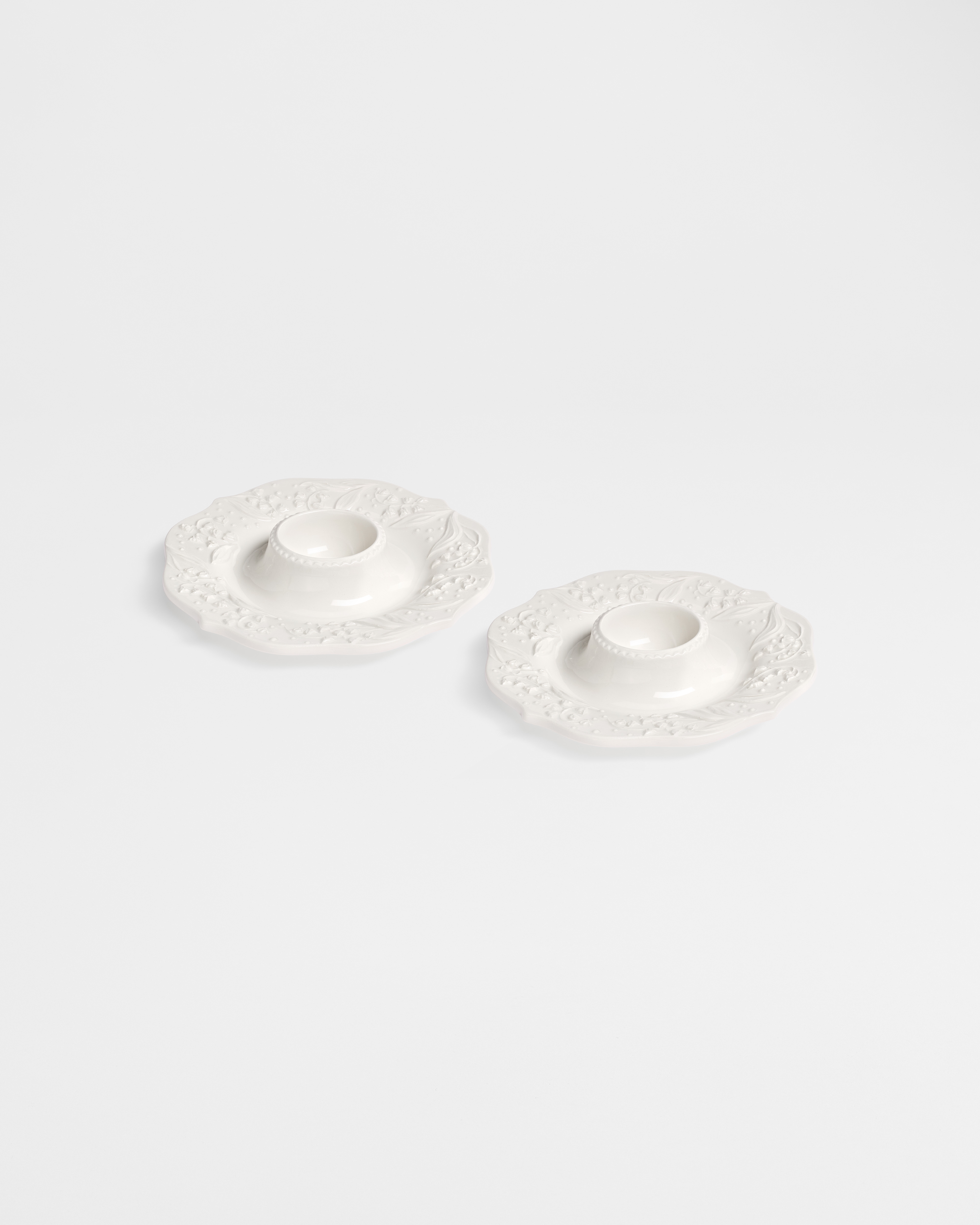 Zwei Eierbecher im Set Keramik in Weiß mit erhabenem Lily Dior Motiv E01