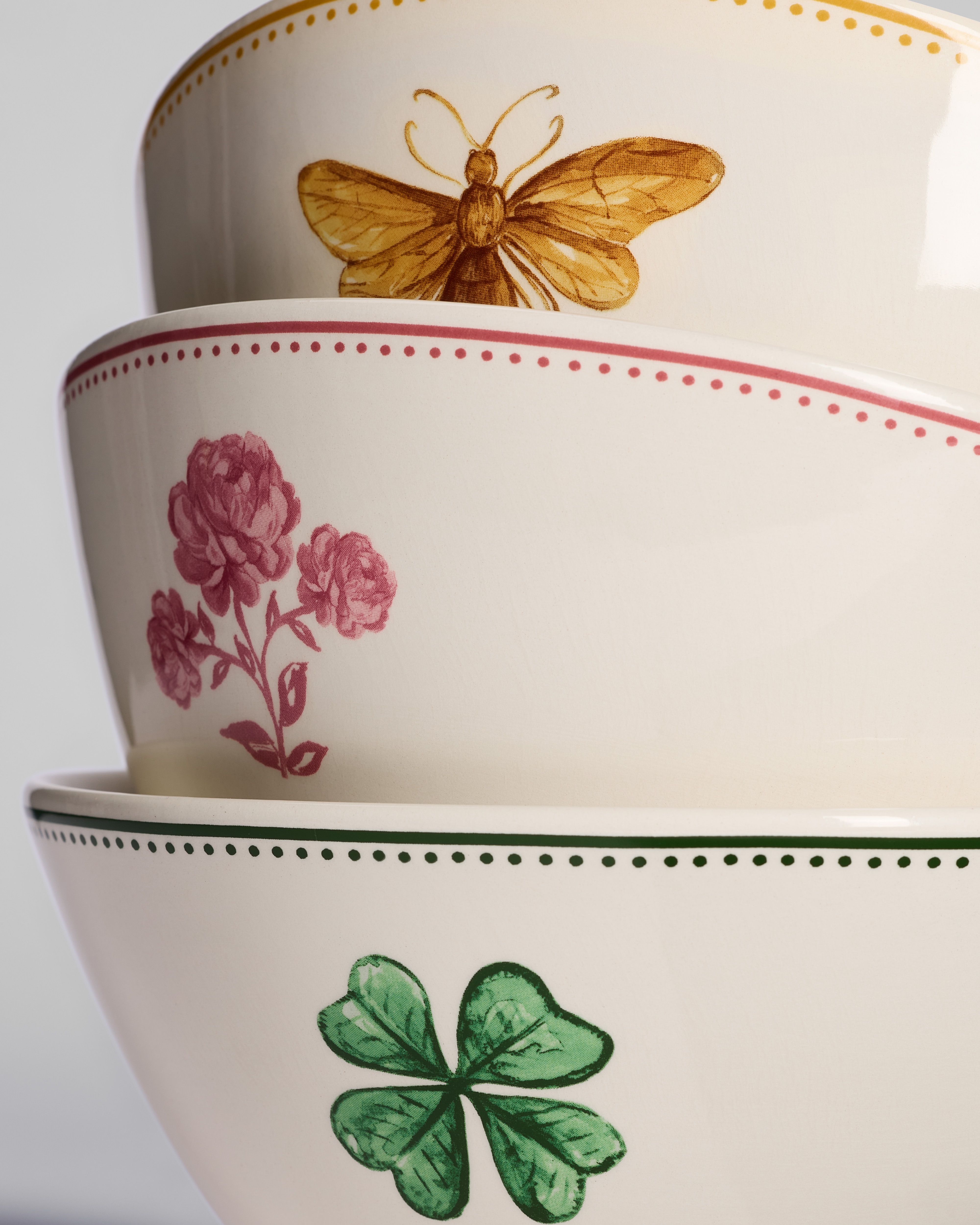 Bowl Ecru and Pink Earthenware with Rose Motif | DIOR US