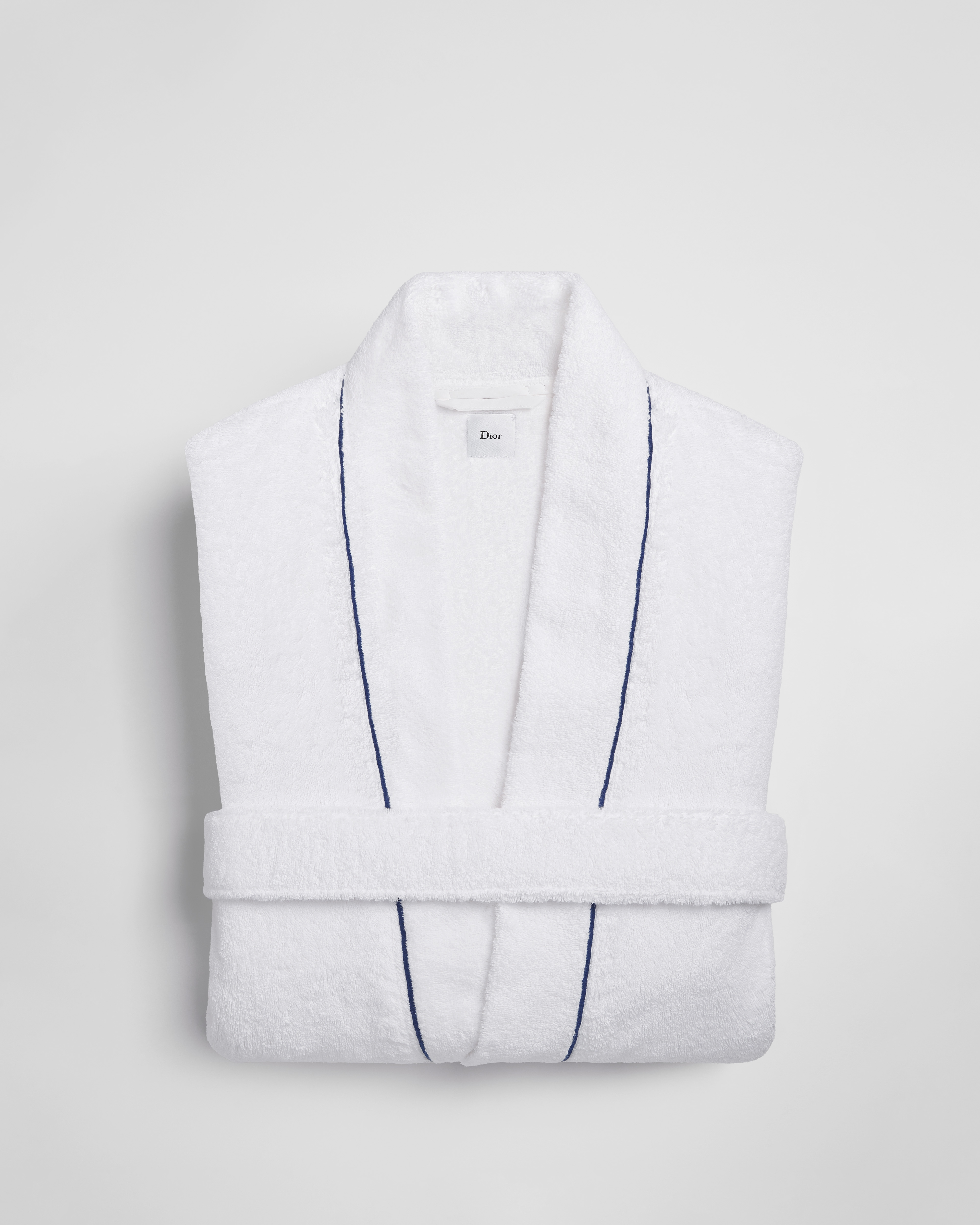 Bathrobe White Cotton Embroidered with Blue Godron Motif E06