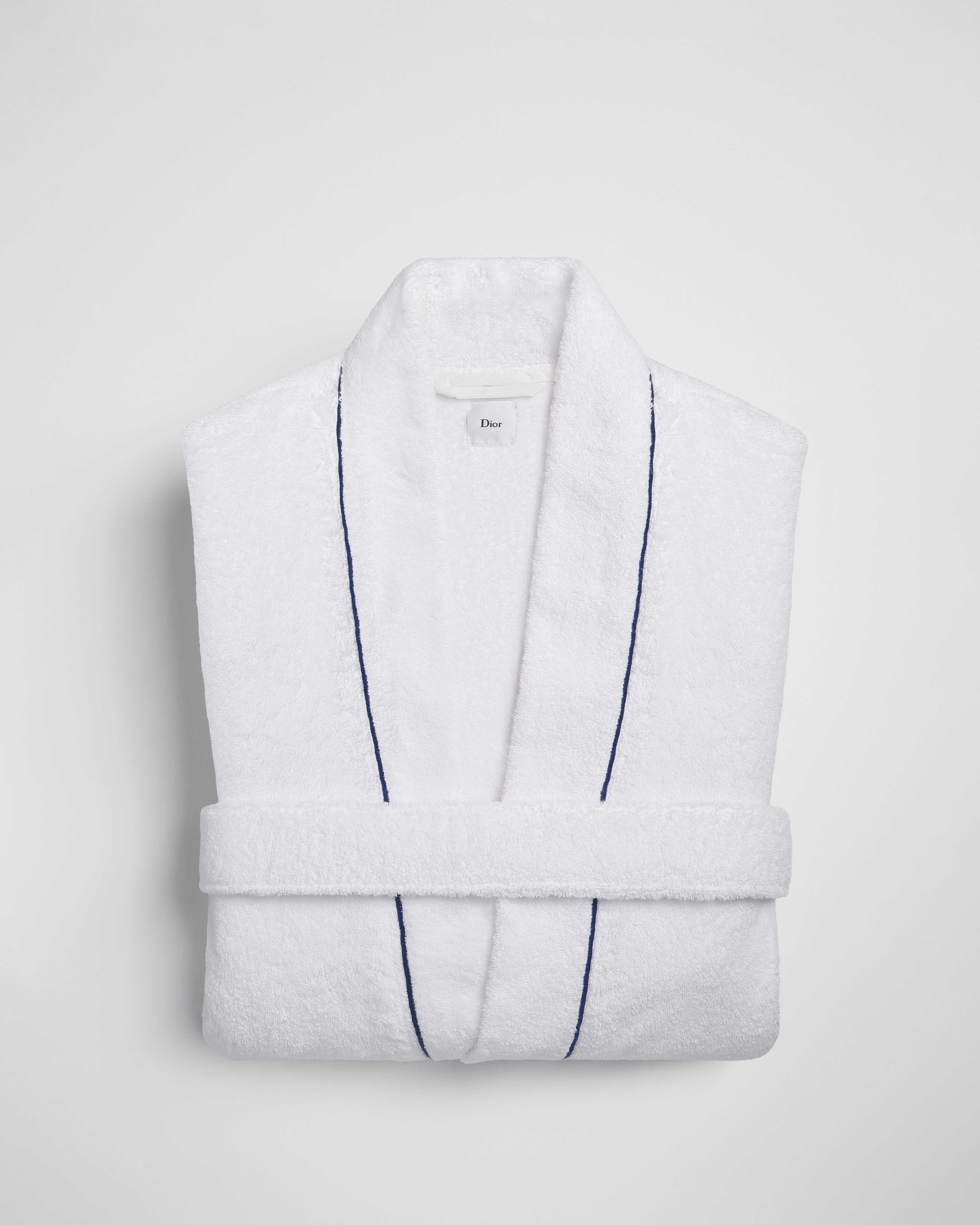 Bathrobe White Cotton Embroidered with Blue Godron Motif E06