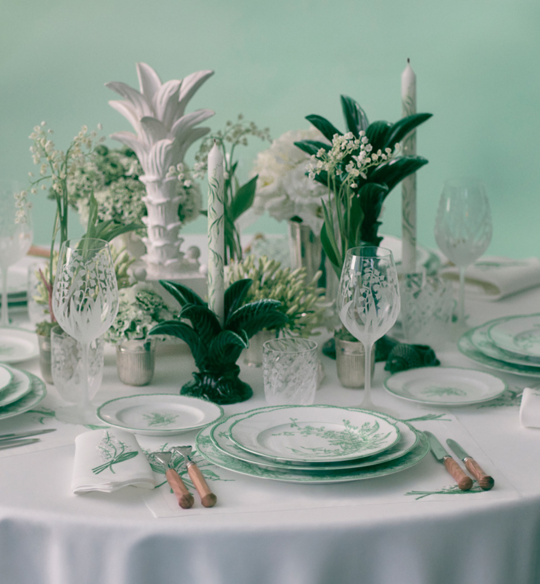 Tischset und Serviette im Set mit Stickerei Lily of the Valley in Weiß und Grün E14