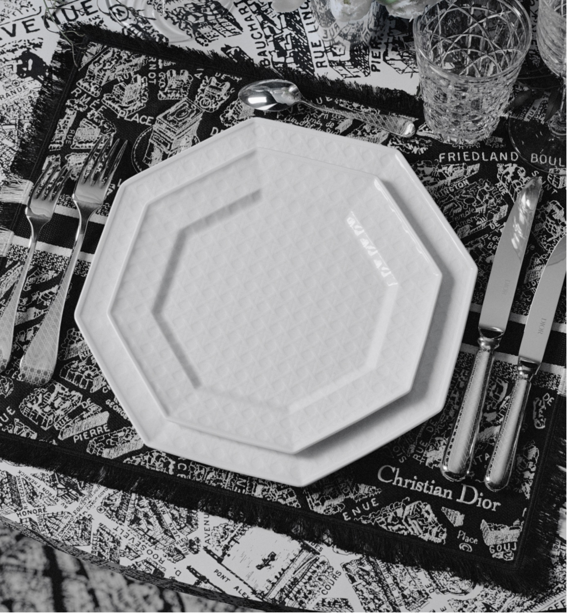 Placemat Black and White Plan de Paris Motif E12