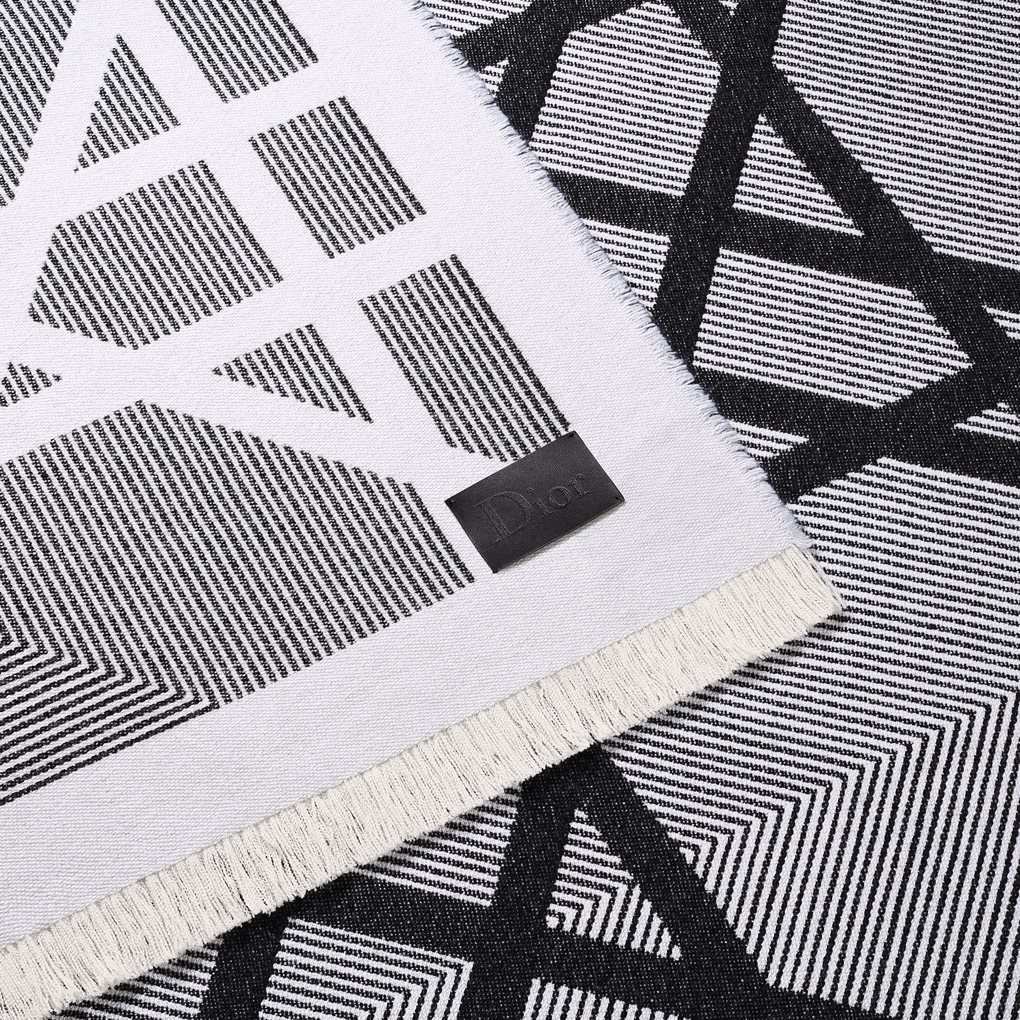 Decke Cannage Optique Jacquard aus Wolle, Kaschmir und Seide in Schwarz und Weiß E09