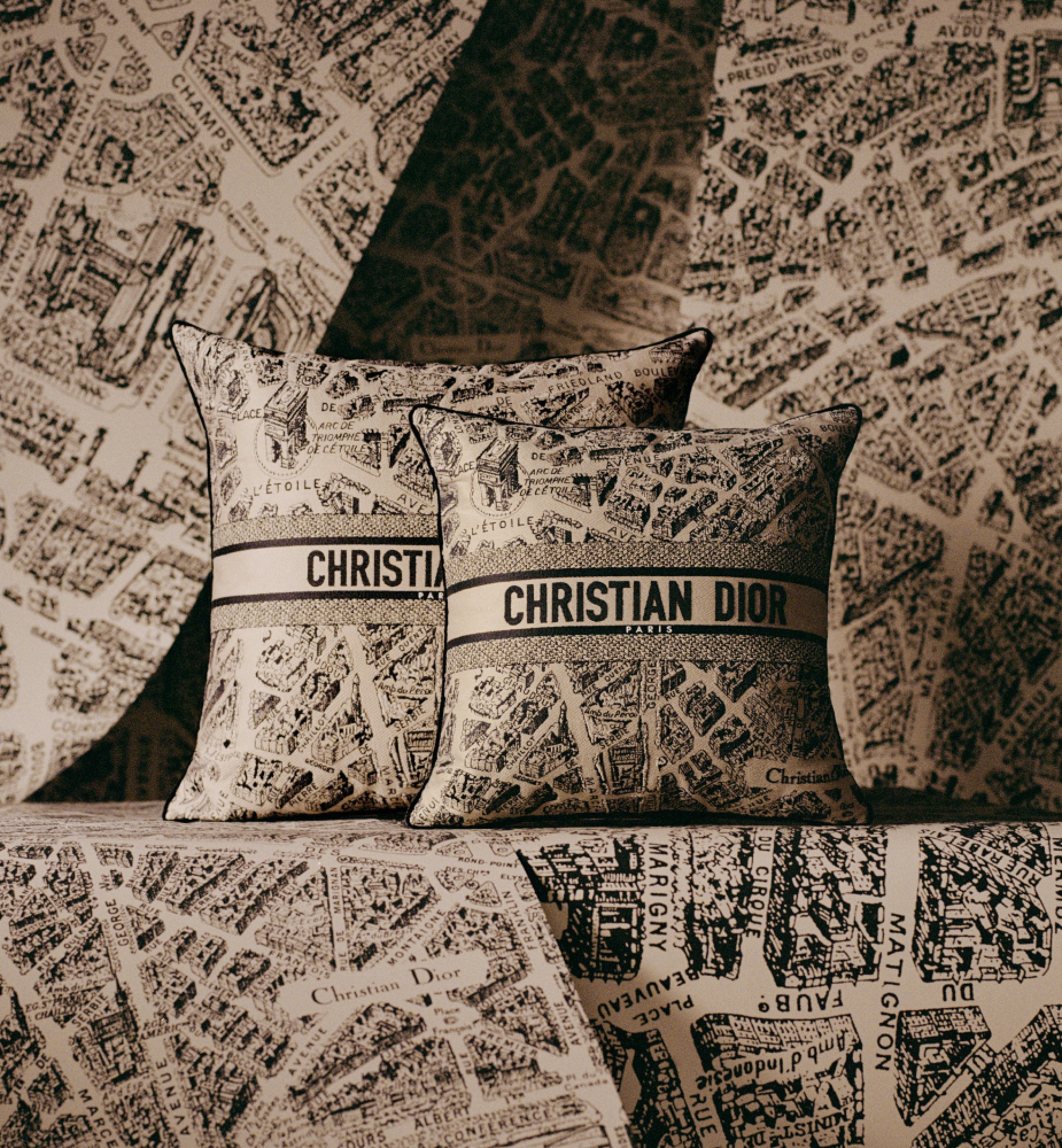 Small Square Pillow Plan de Paris Motif, Beige and Black E13